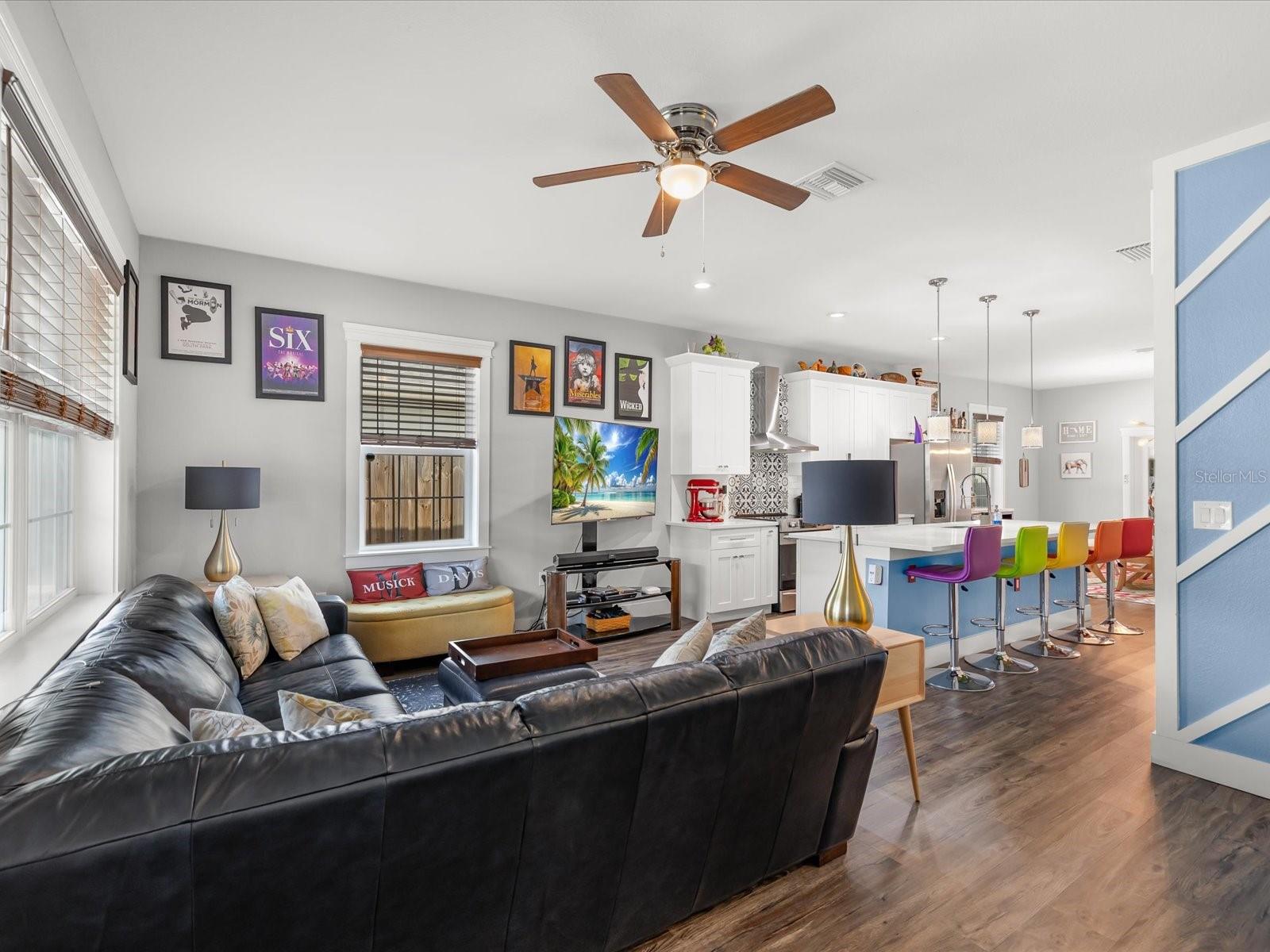 Image 11 of 36 For 1509 Caracas Street