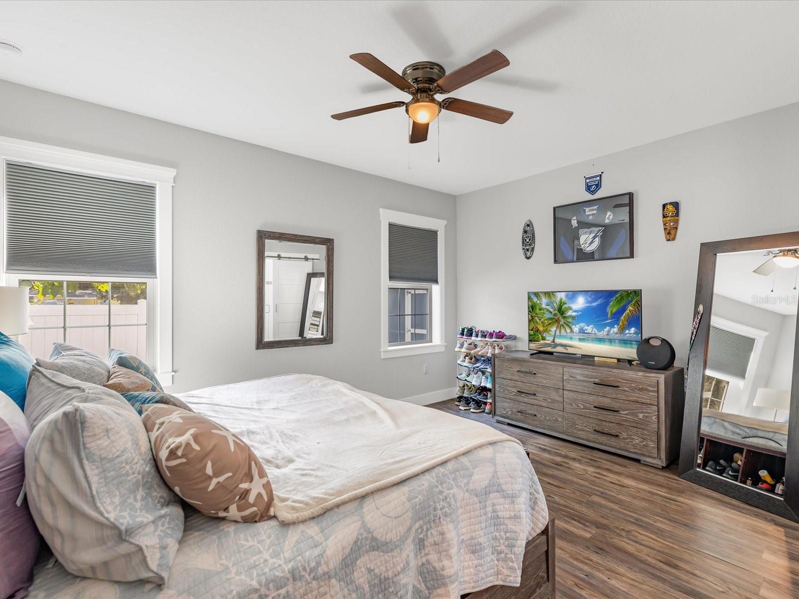 Image 15 of 36 For 1509 Caracas Street