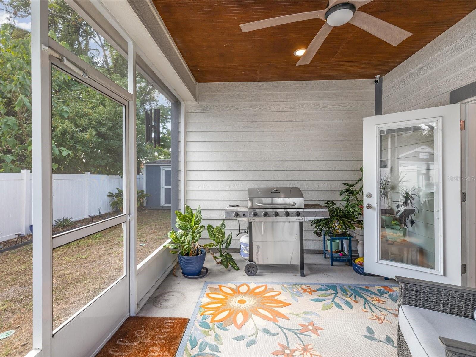 Image 23 of 36 For 1509 Caracas Street