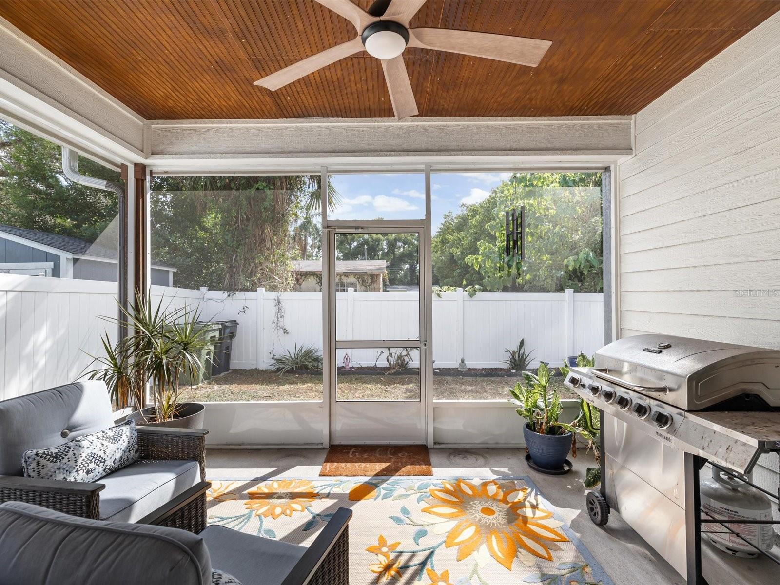 Image 24 of 36 For 1509 Caracas Street