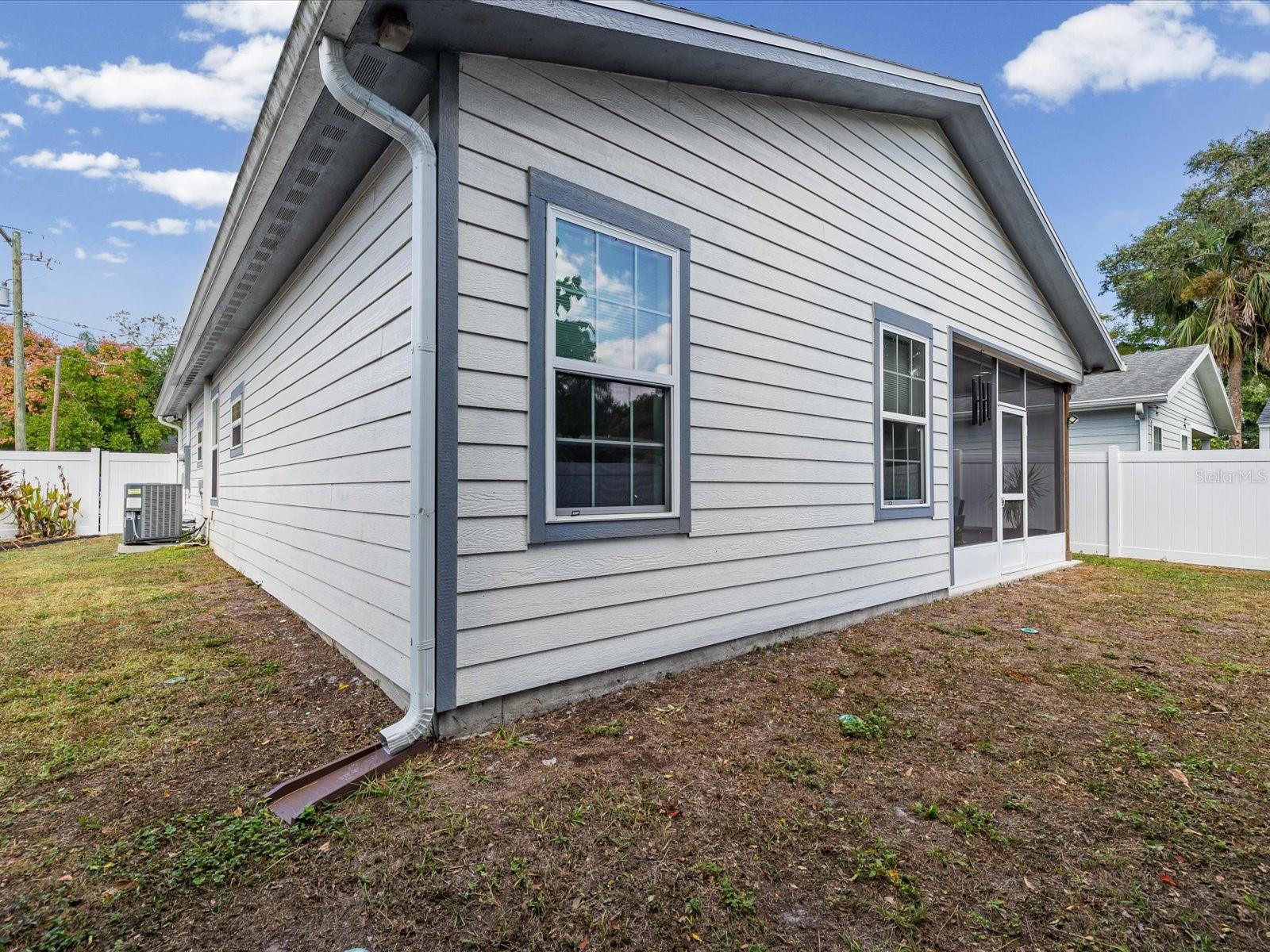 Image 27 of 36 For 1509 Caracas Street