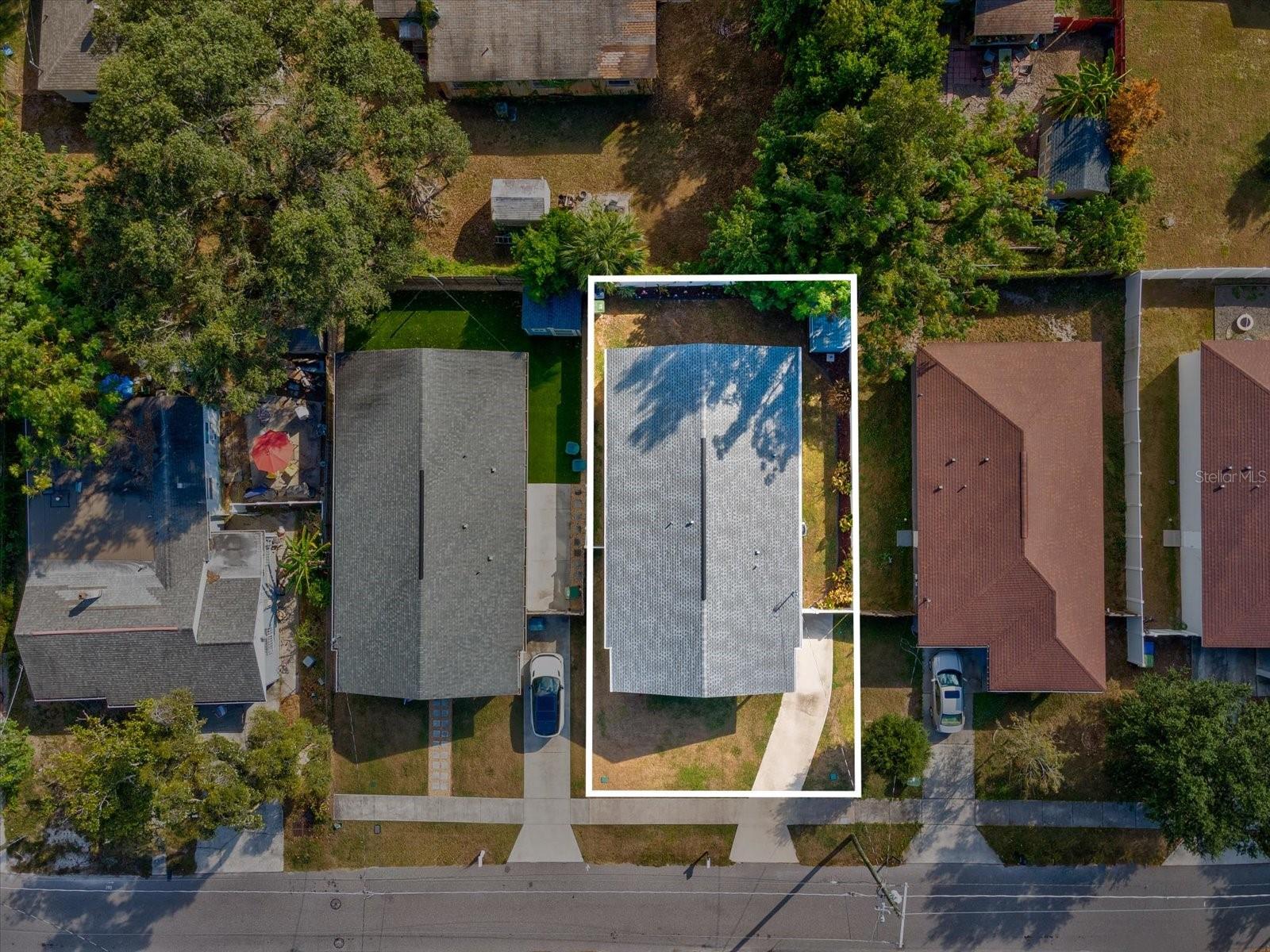 Image 32 of 36 For 1509 Caracas Street