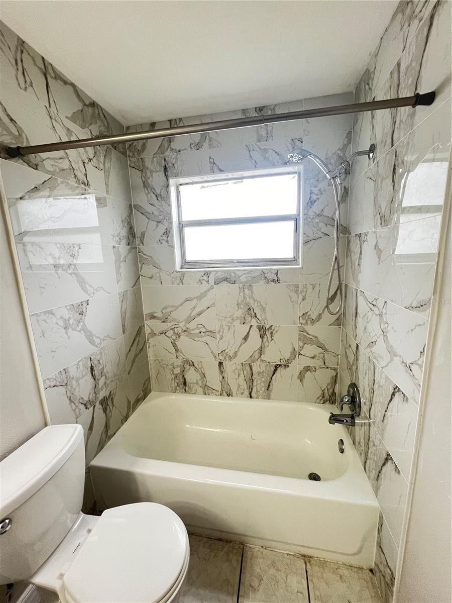 Image 6 of 12 For 7200 Jenner Avenue