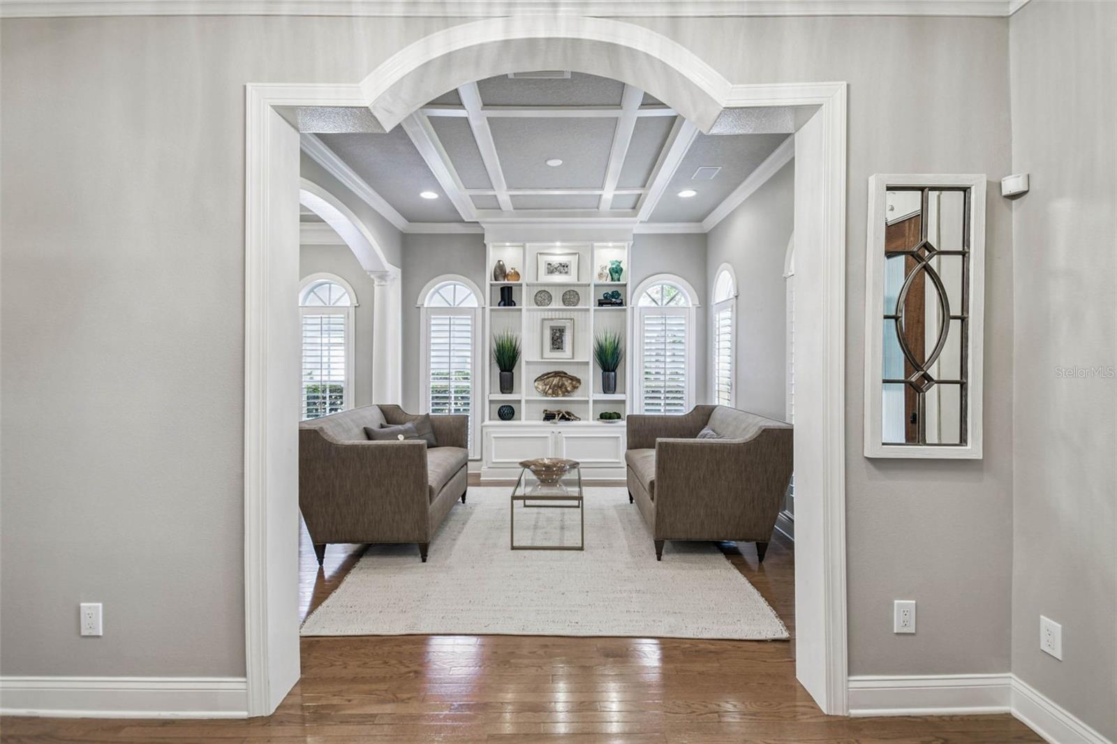 Image 13 of 86 For 1913 Floresta View Drive