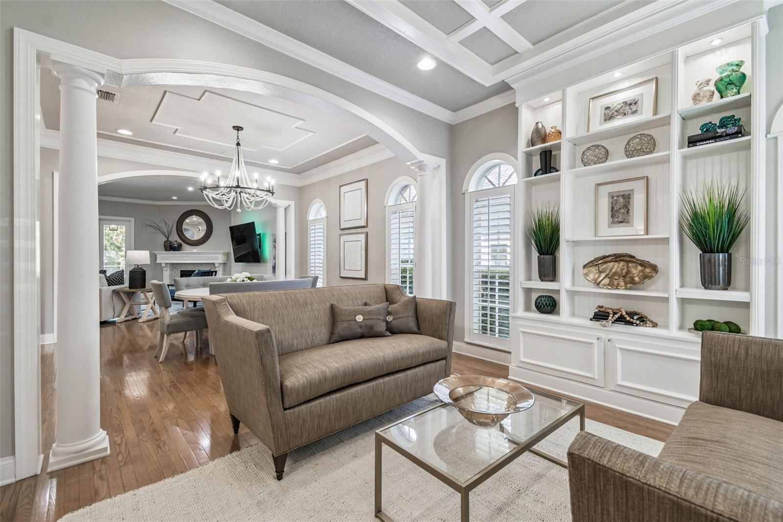 Image 16 of 86 For 1913 Floresta View Drive