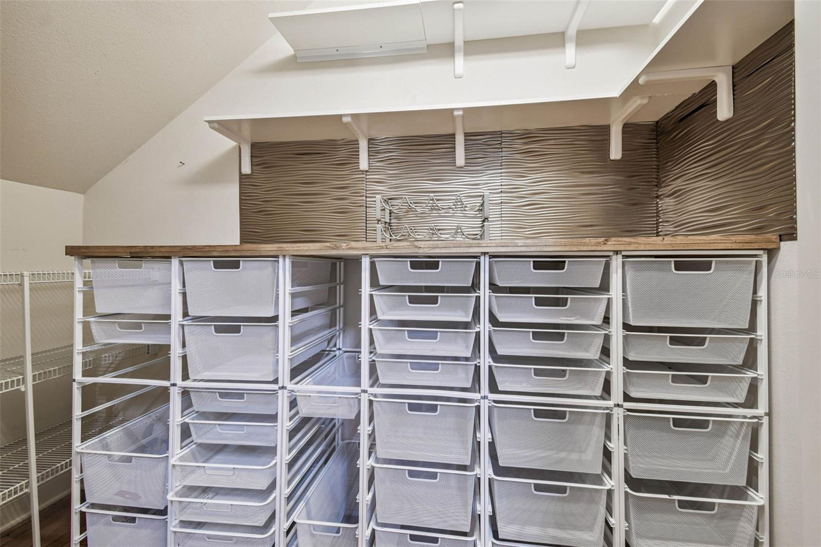 Image 42 of 86 For 1913 Floresta View Drive