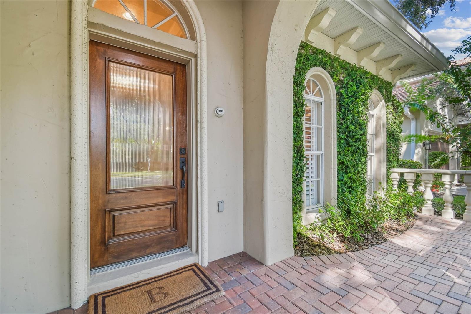 Image 5 of 86 For 1913 Floresta View Drive