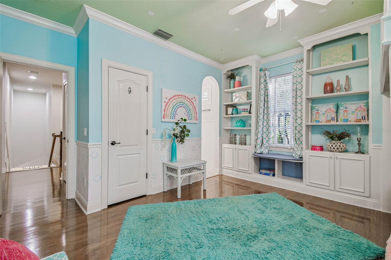 Image 50 of 86 For 1913 Floresta View Drive