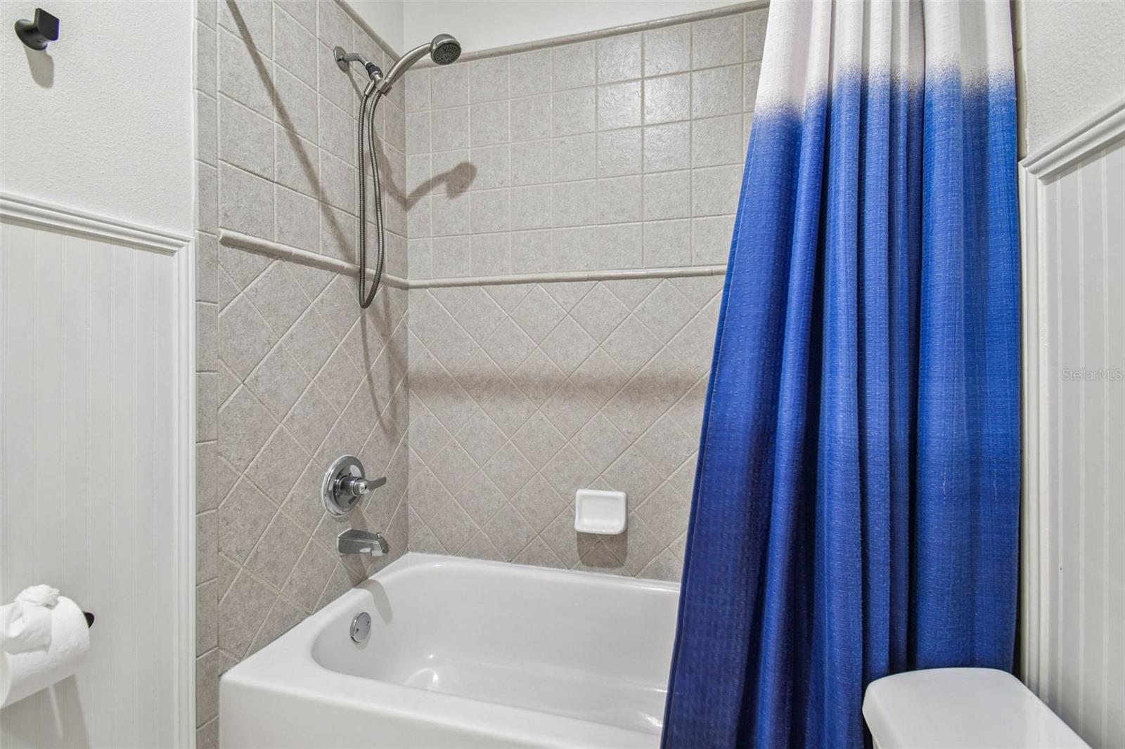 Image 53 of 86 For 1913 Floresta View Drive