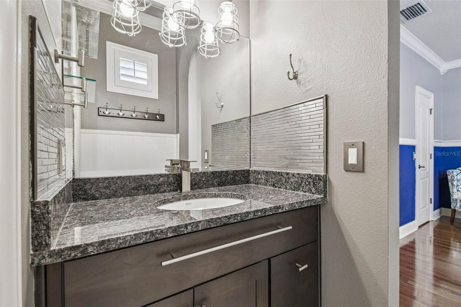 Image 54 of 86 For 1913 Floresta View Drive