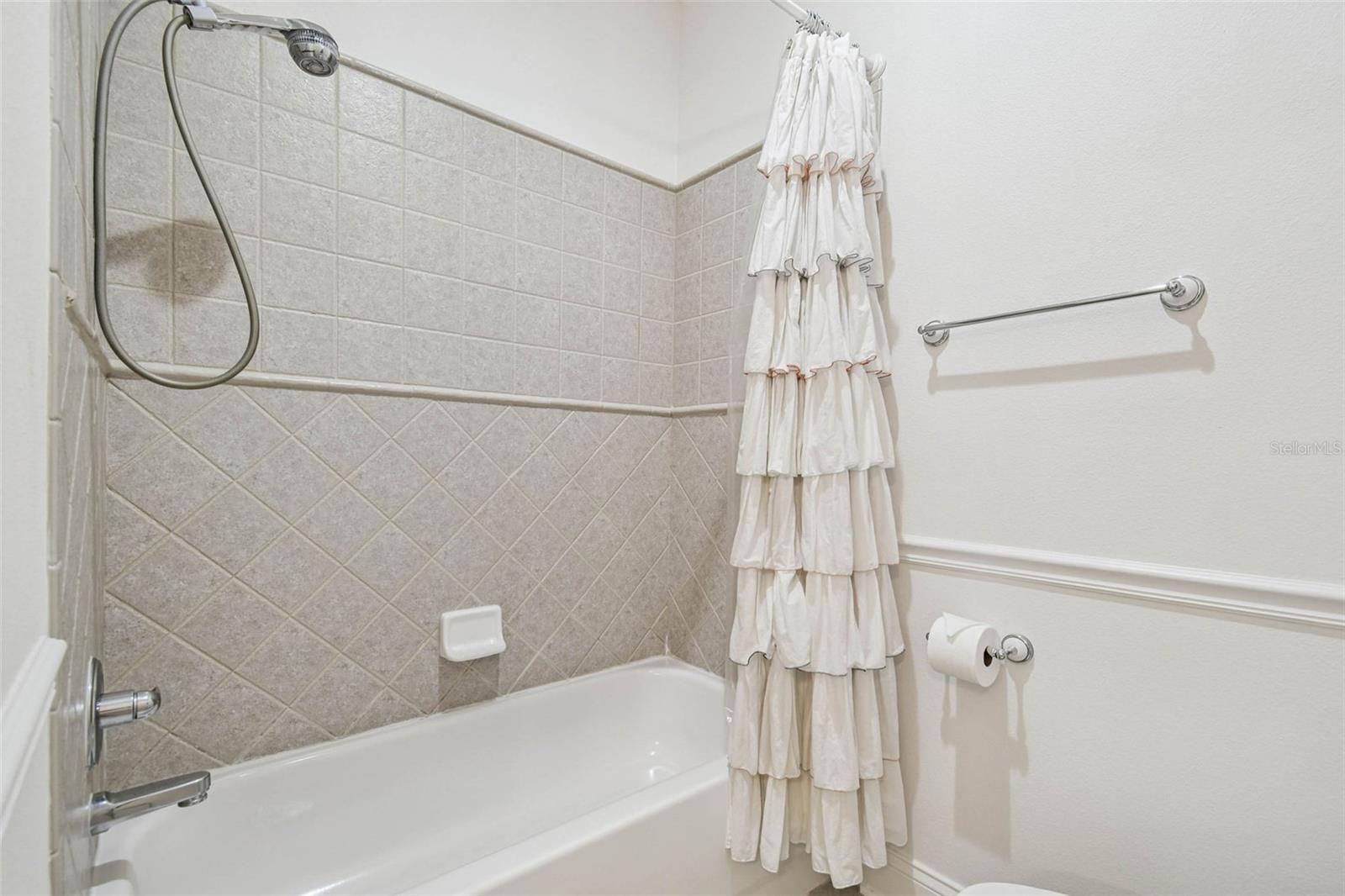 Image 59 of 86 For 1913 Floresta View Drive