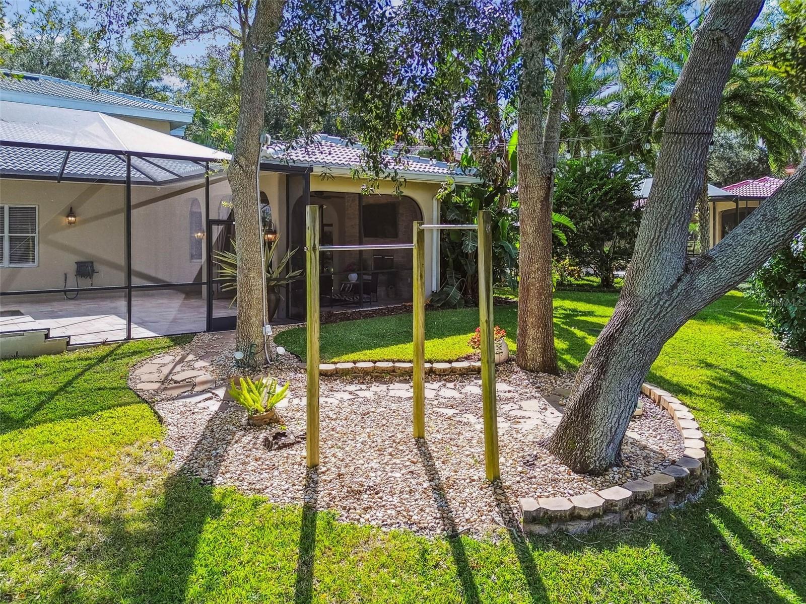 Image 80 of 86 For 1913 Floresta View Drive