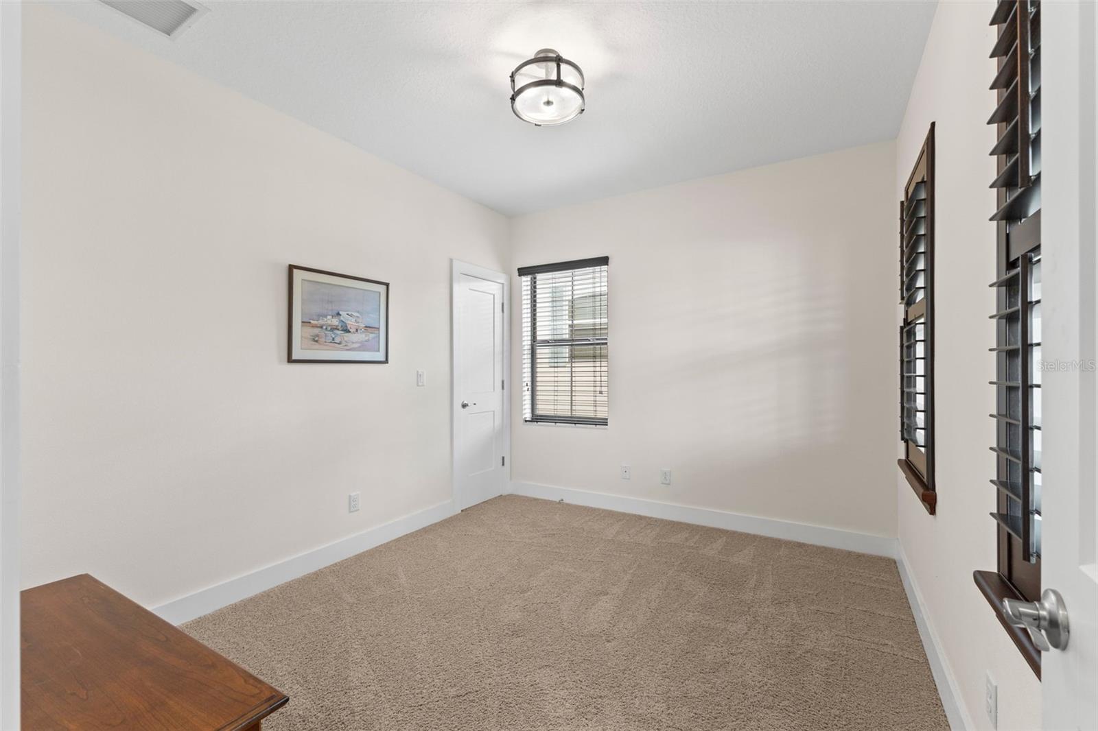 Image 28 of 53 For 503 Park Boulevard