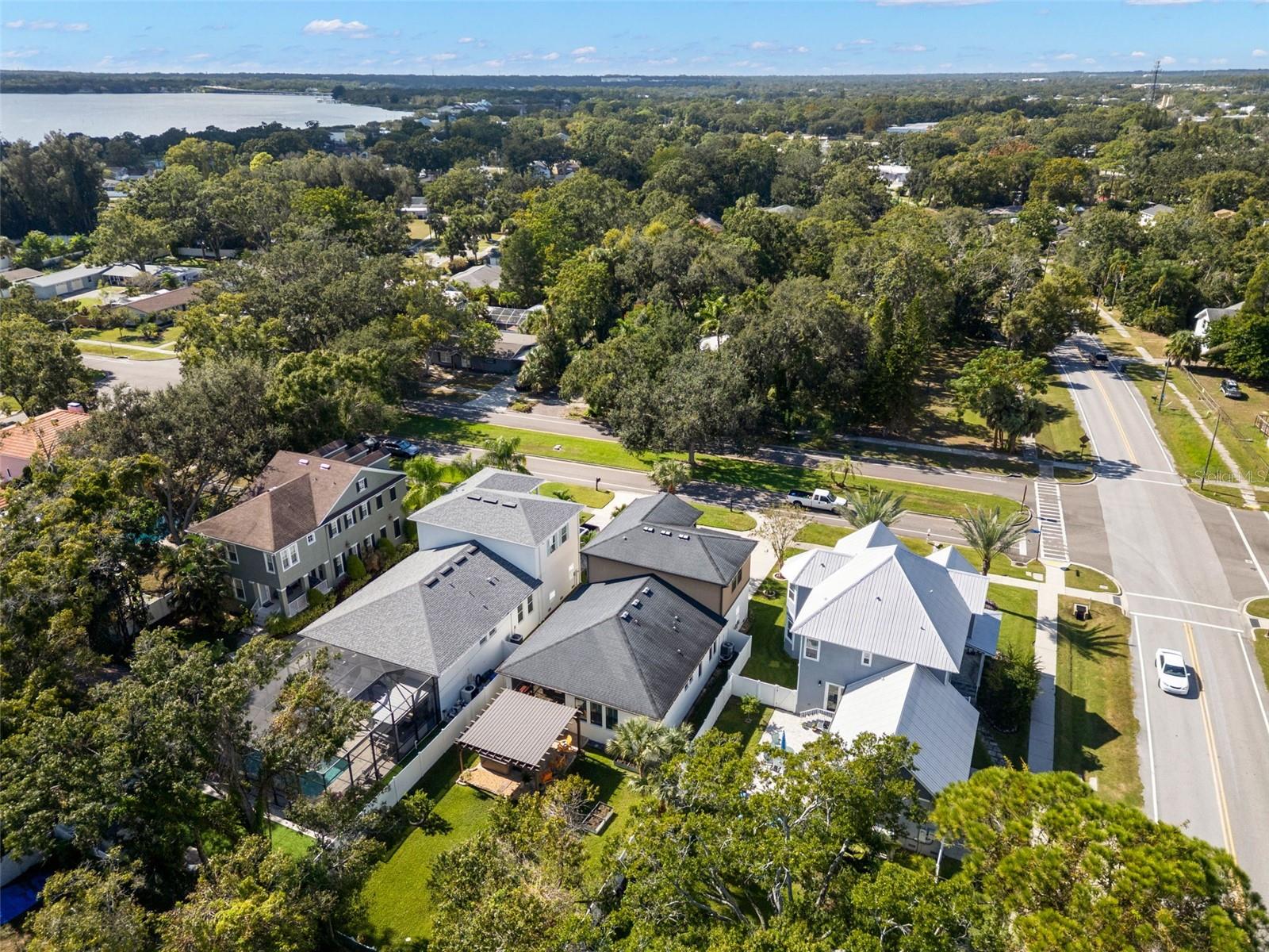 Image 36 of 53 For 503 Park Boulevard