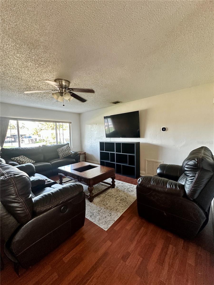 Image 13 of 30 For 3673 Searobin Drive Se