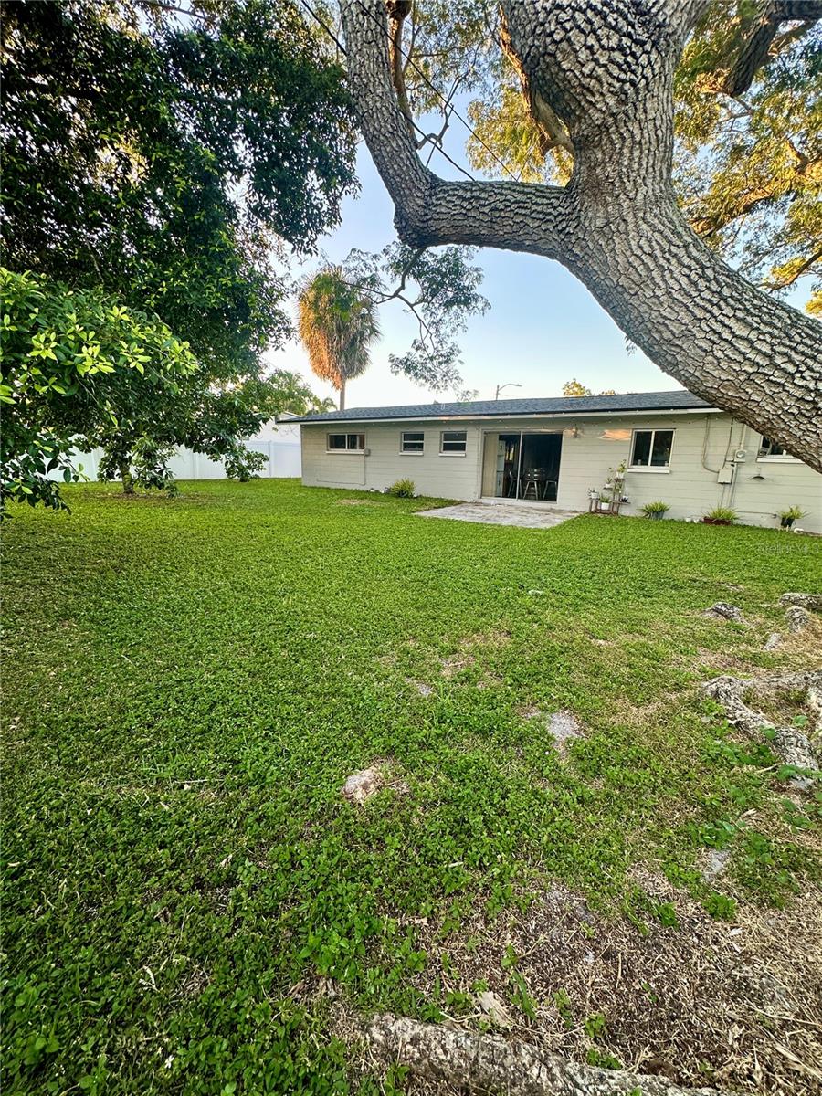 Image 17 of 30 For 3673 Searobin Drive Se