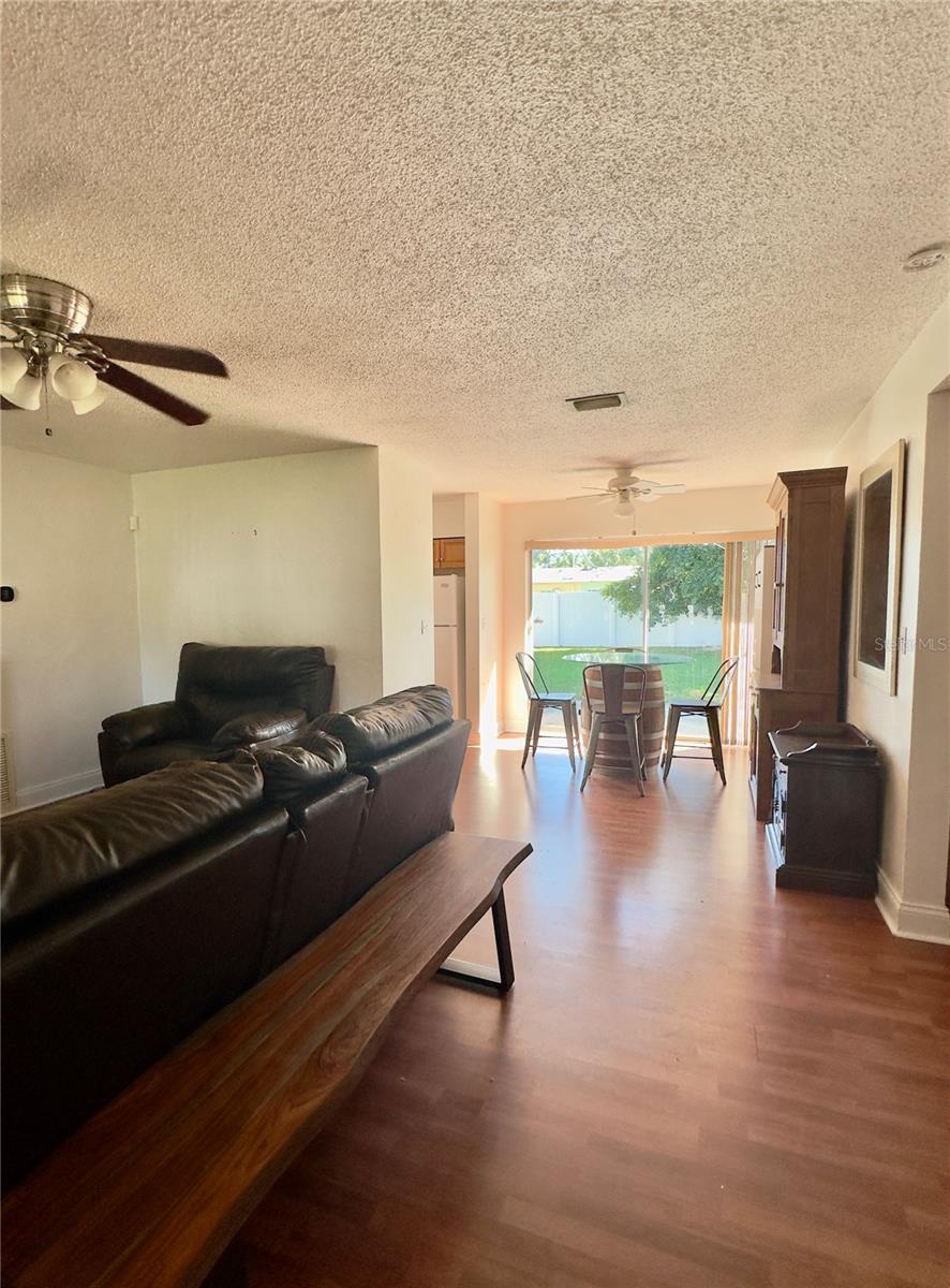 Image 9 of 30 For 3673 Searobin Drive Se