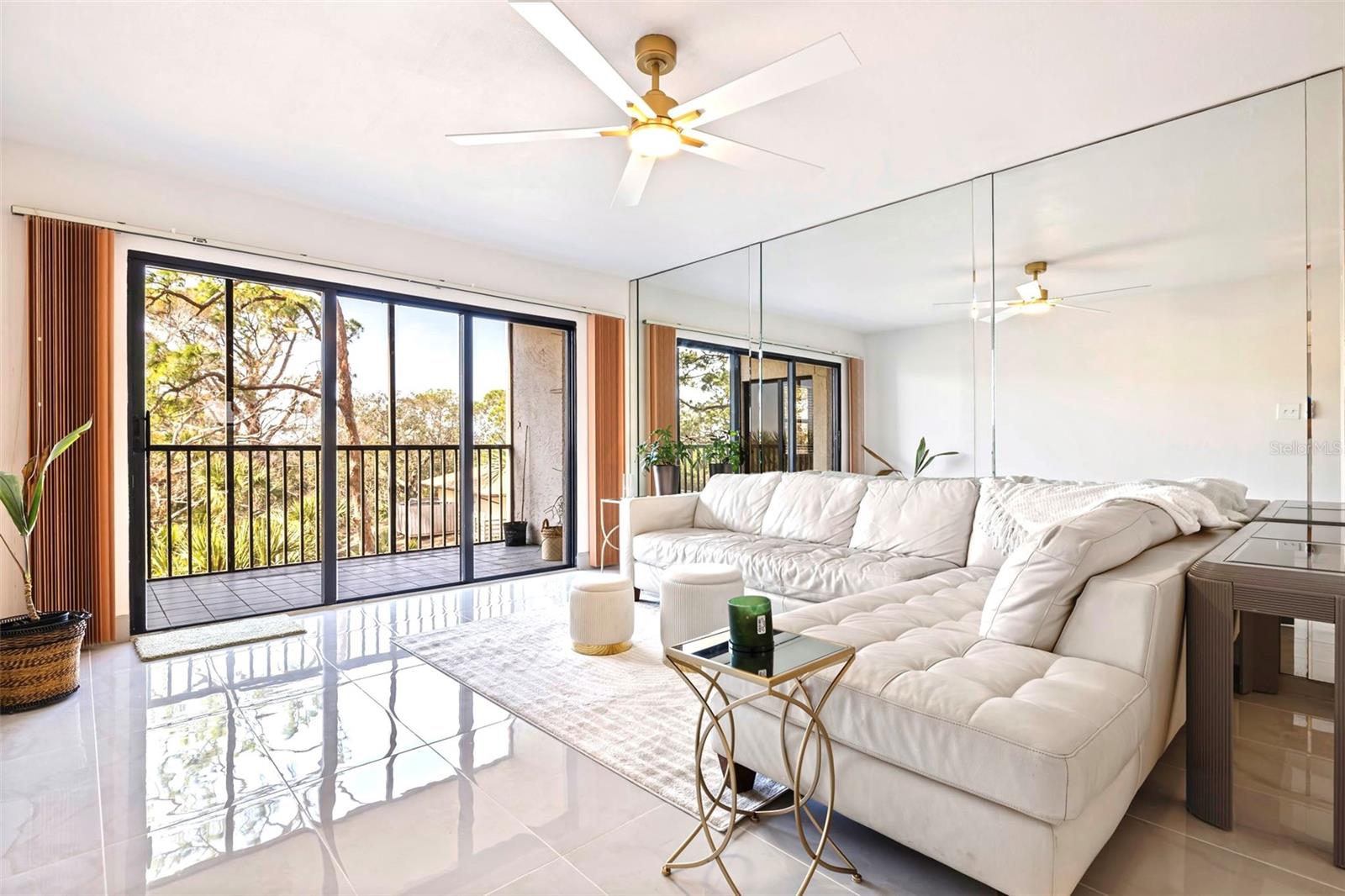 Image 23 of 72 For 5400 Park Street N 209