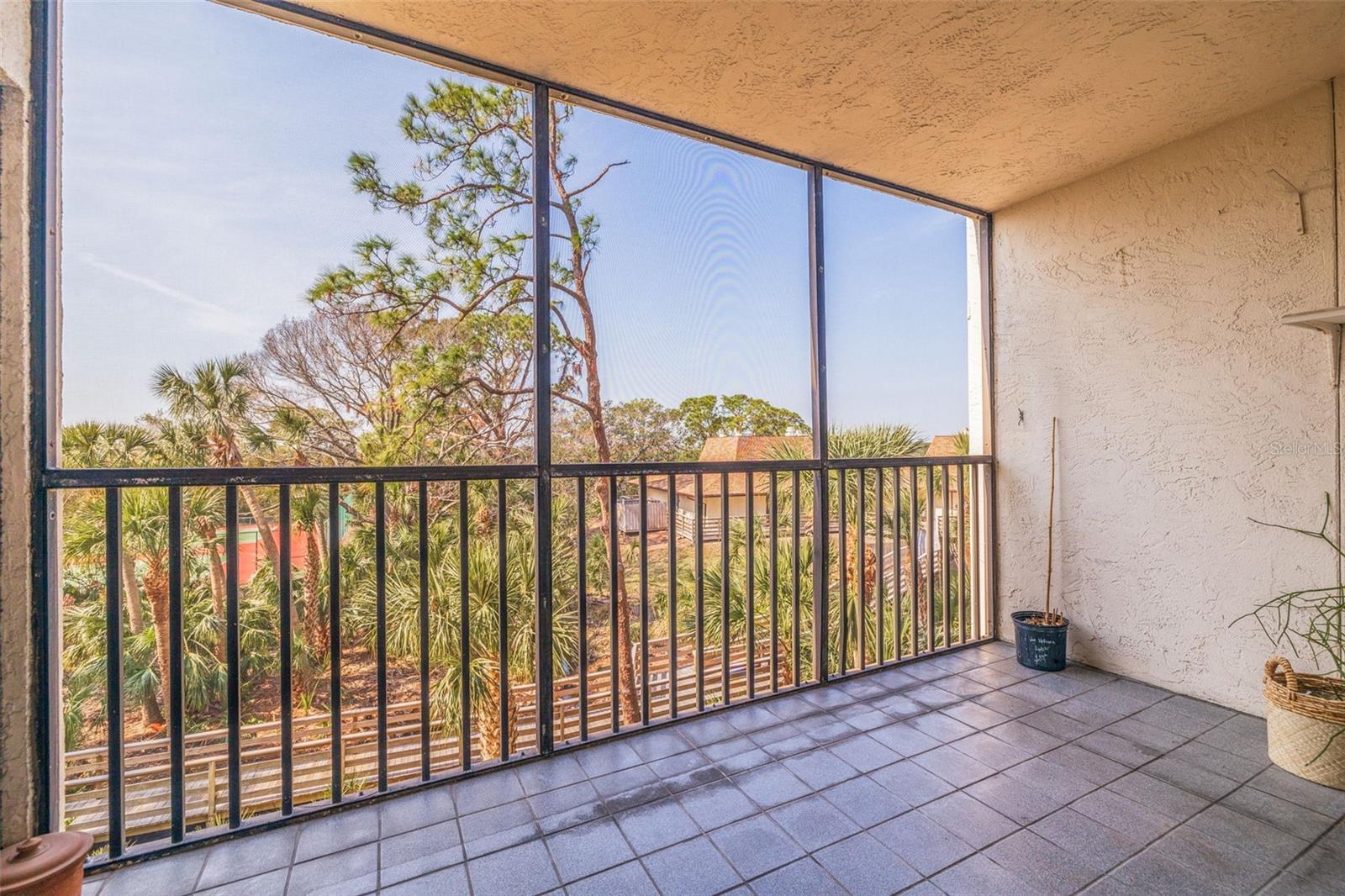 Image 26 of 72 For 5400 Park Street N 209