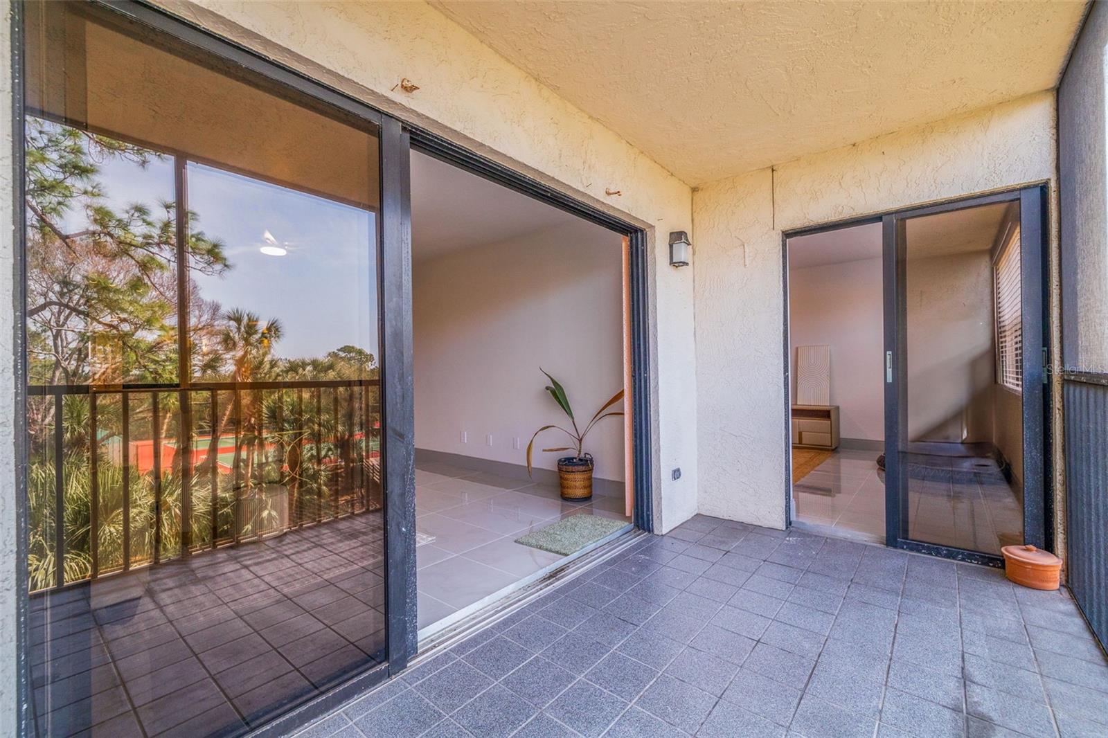 Image 27 of 72 For 5400 Park Street N 209