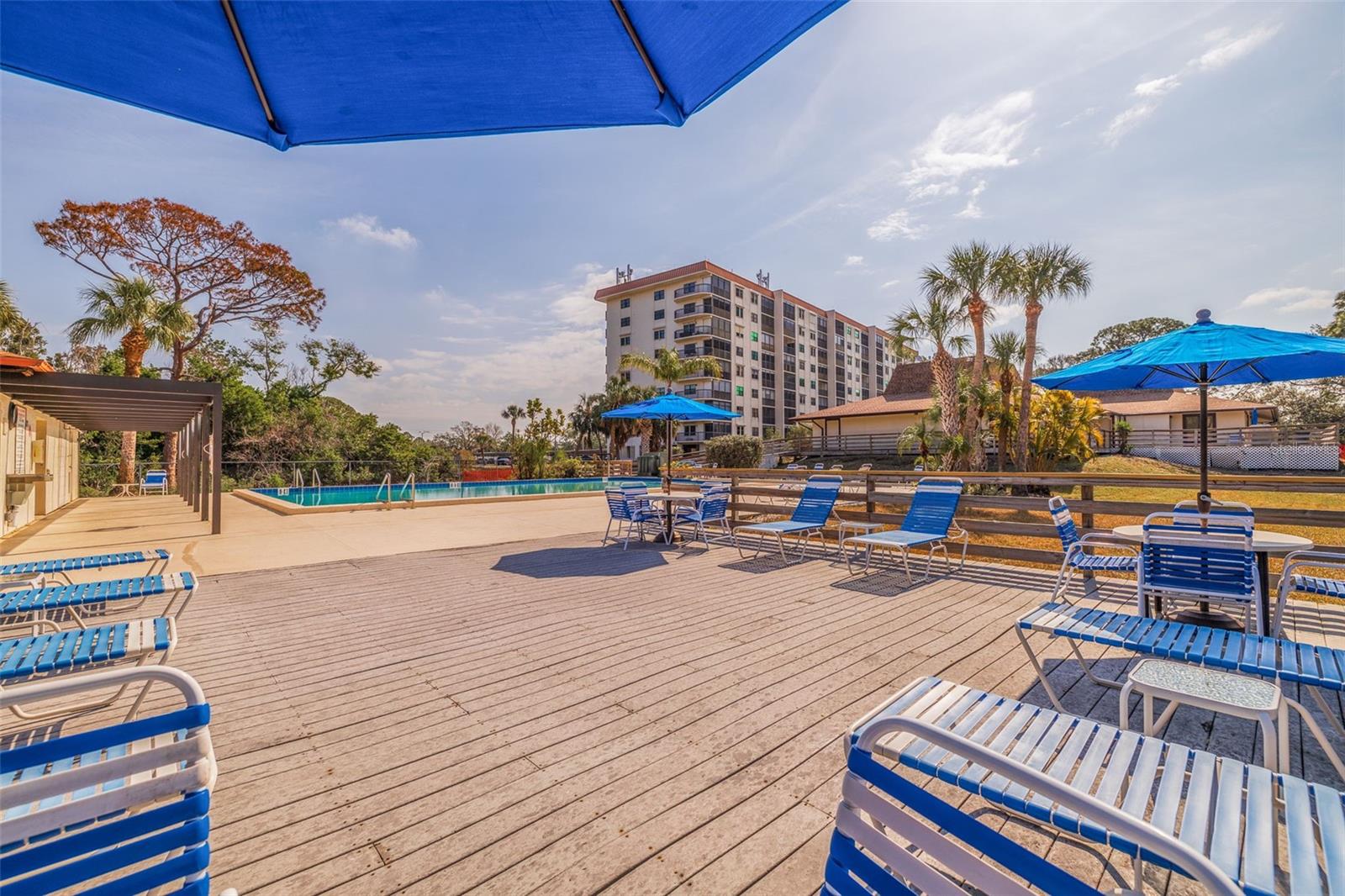 Image 47 of 72 For 5400 Park Street N 209