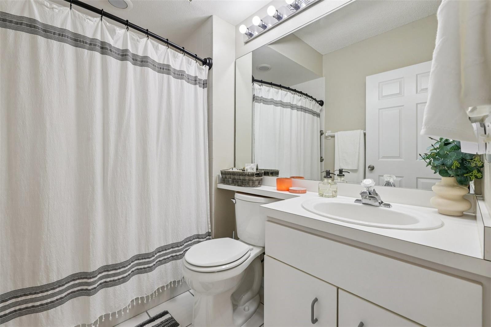 Image 12 of 25 For 6251 Shoreline Drive 2205