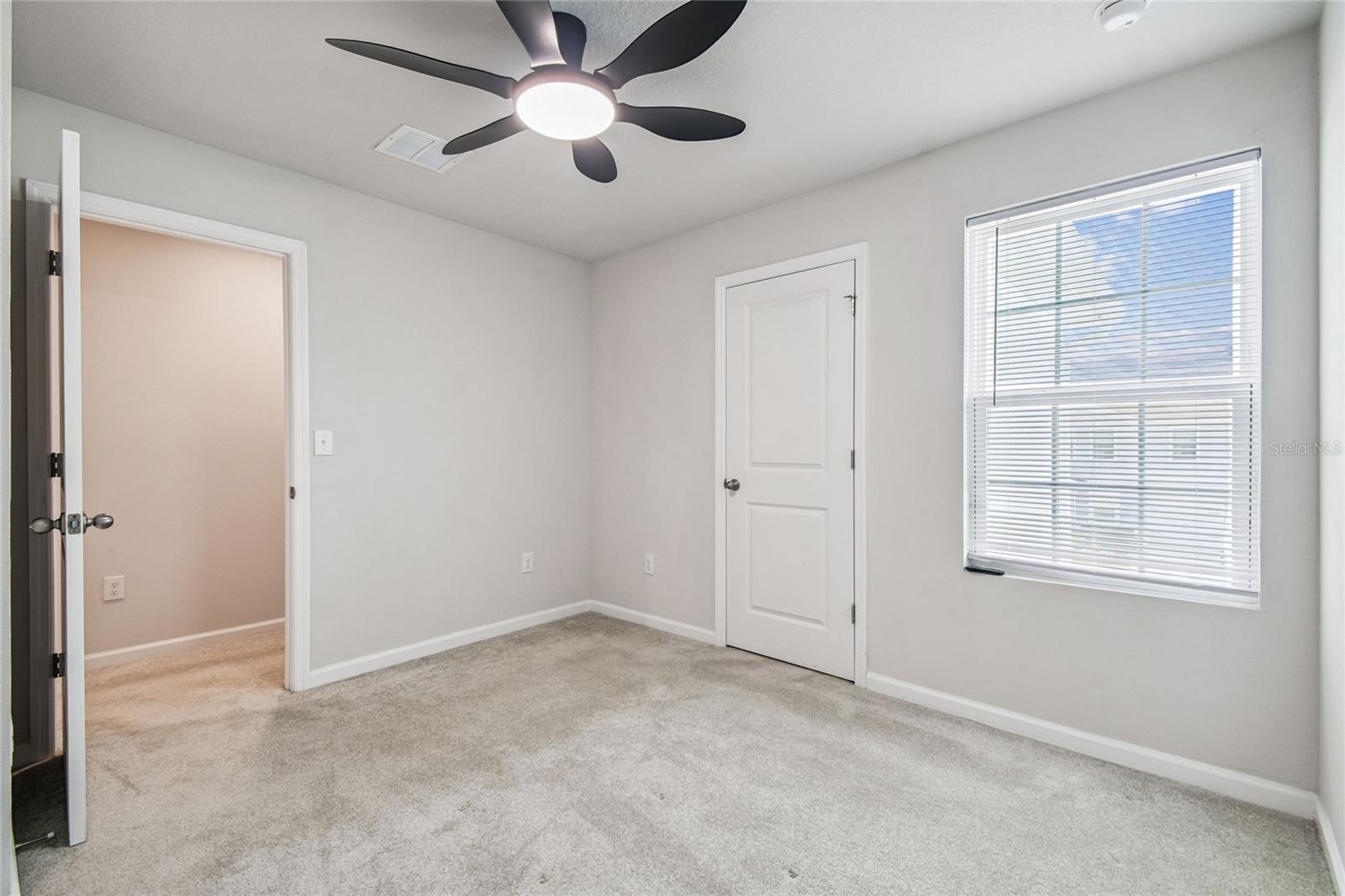 Image 27 of 54 For 3048 Victoria Inlet Drive