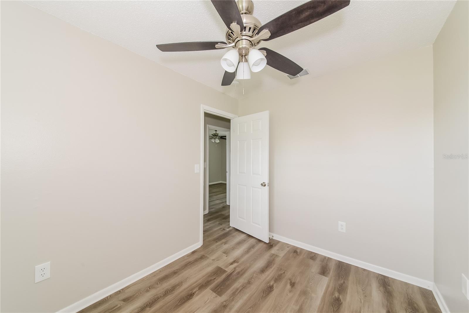 Image 11 of 16 For 316 59th Avenue Terrace W