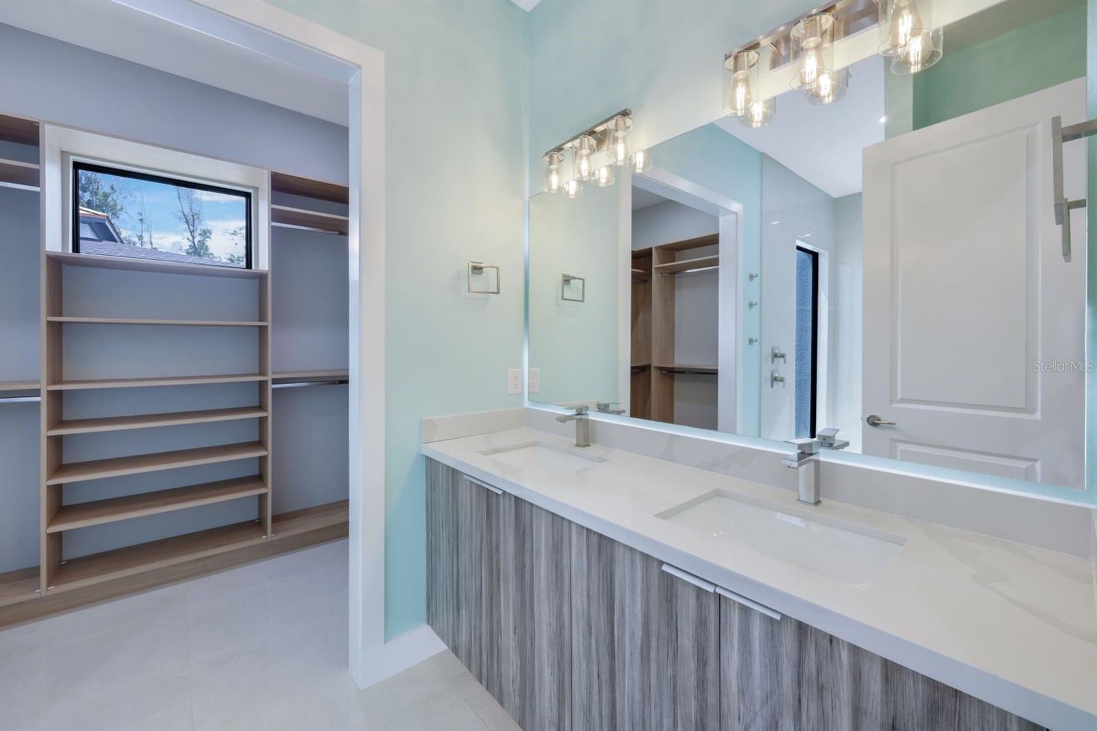 Image 24 of 32 For 2106 4th Street