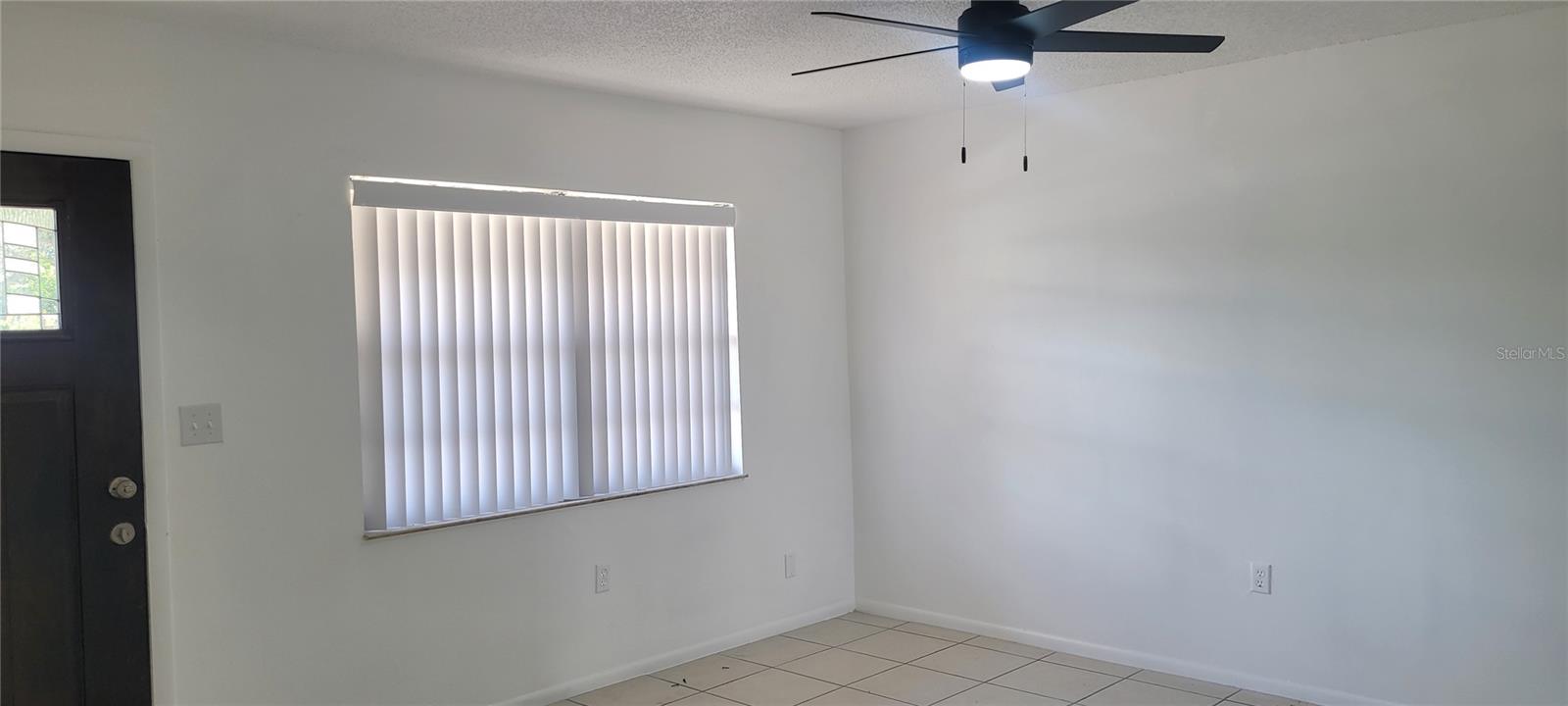 Image 16 of 27 For 2461 Dryer Avenue