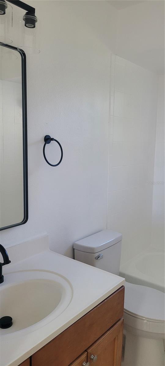 Image 23 of 27 For 2461 Dryer Avenue