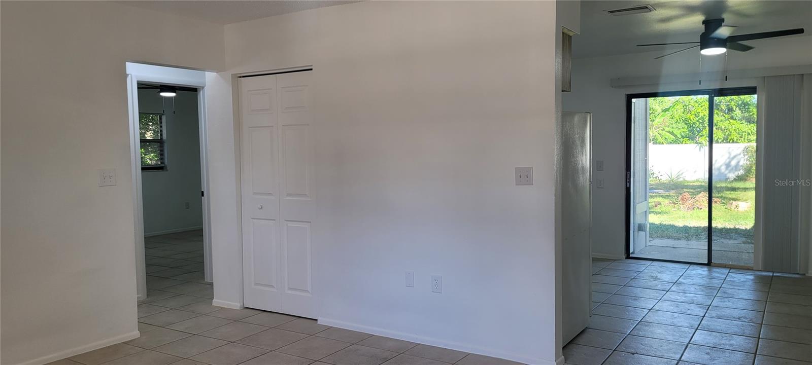 Image 6 of 27 For 2461 Dryer Avenue