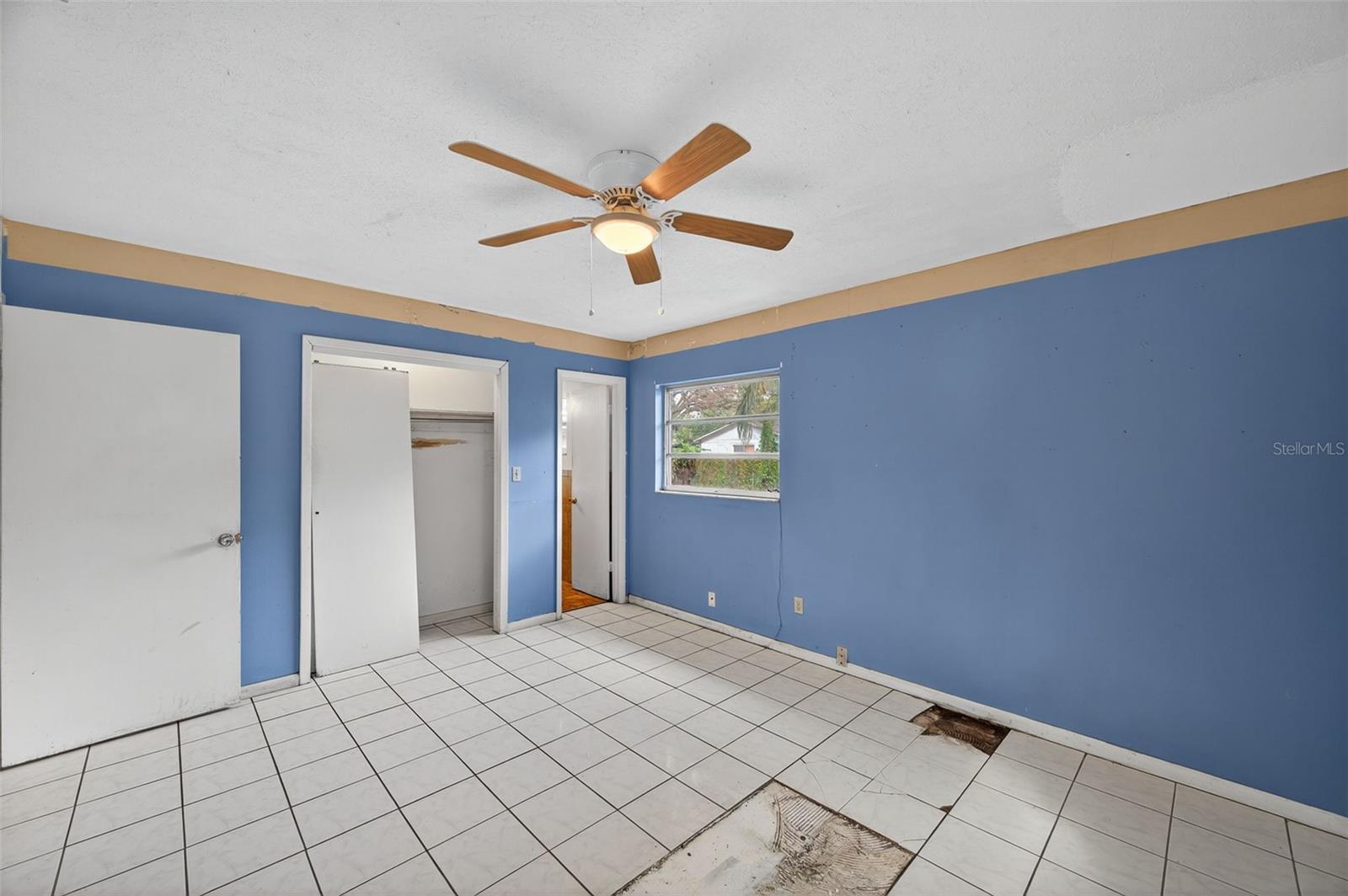 Image 16 of 46 For 207 Bougainvillea Avenue