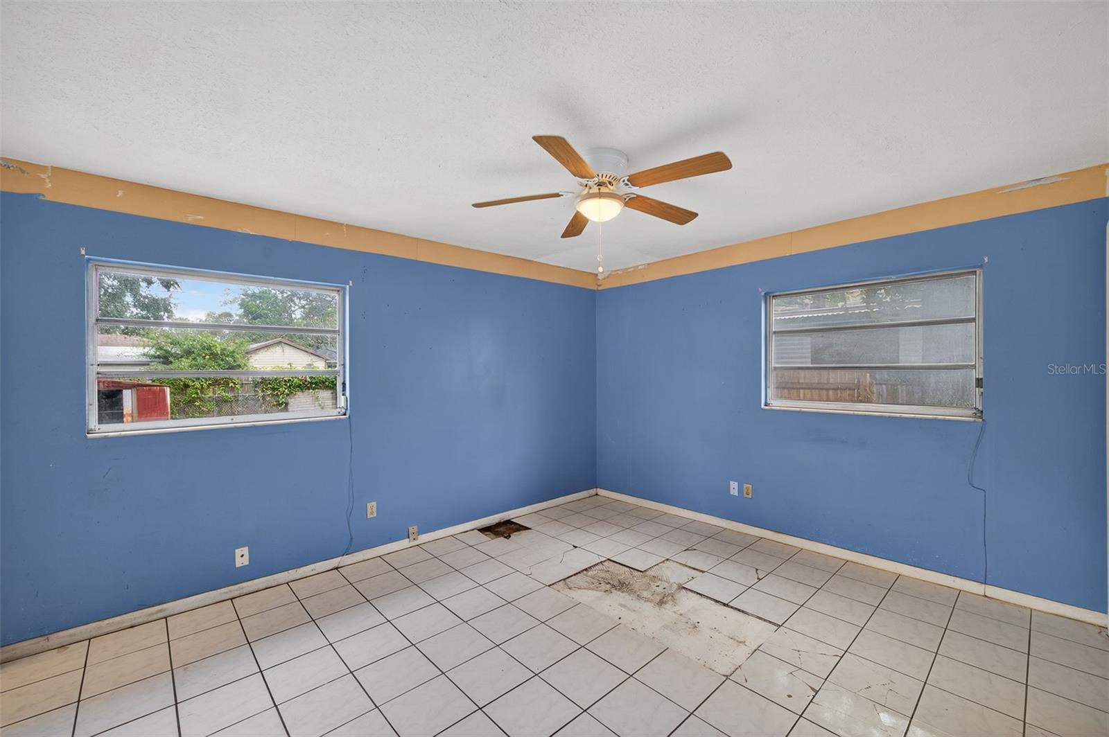 Image 17 of 46 For 207 Bougainvillea Avenue