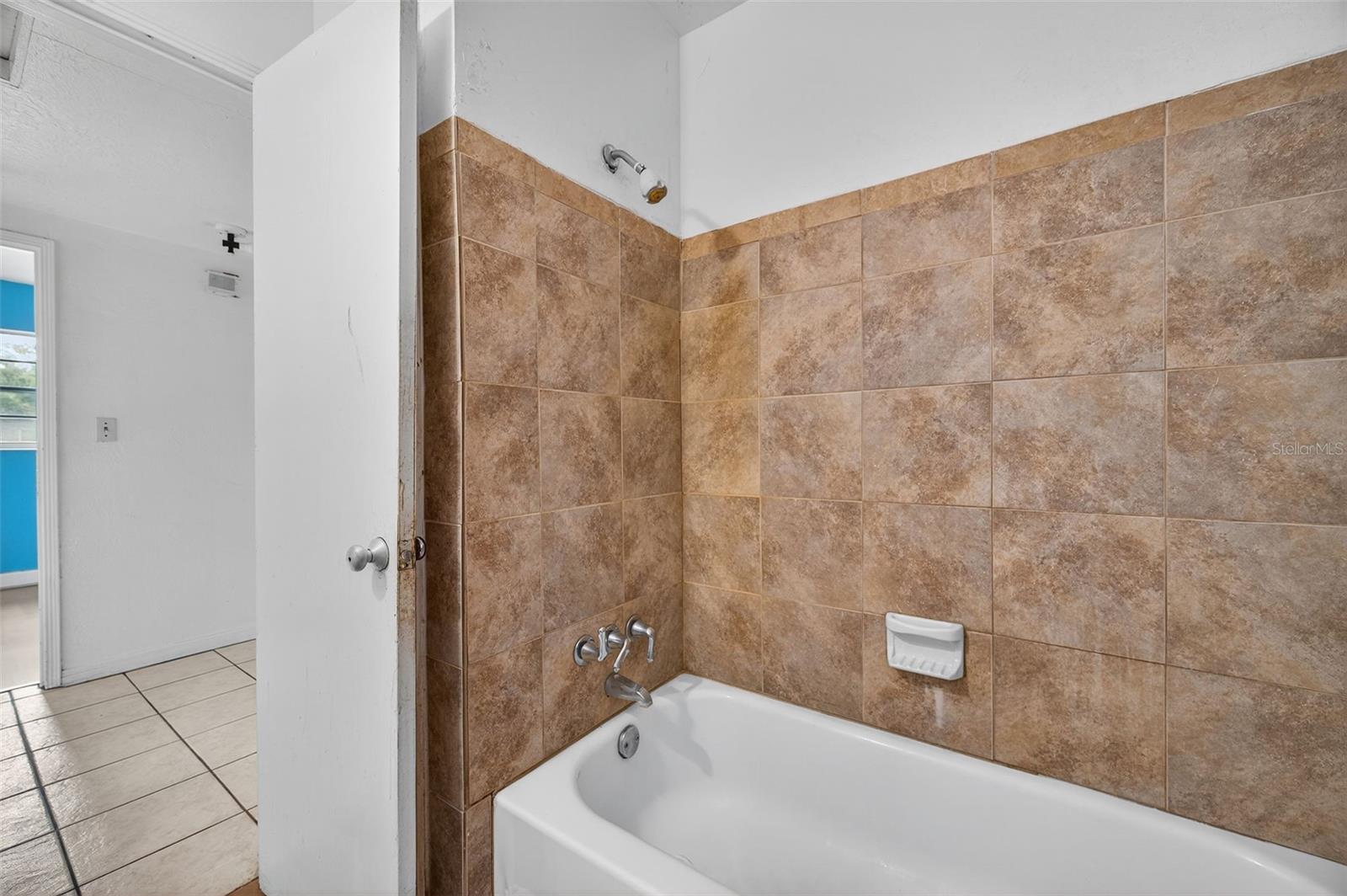 Image 34 of 46 For 207 Bougainvillea Avenue