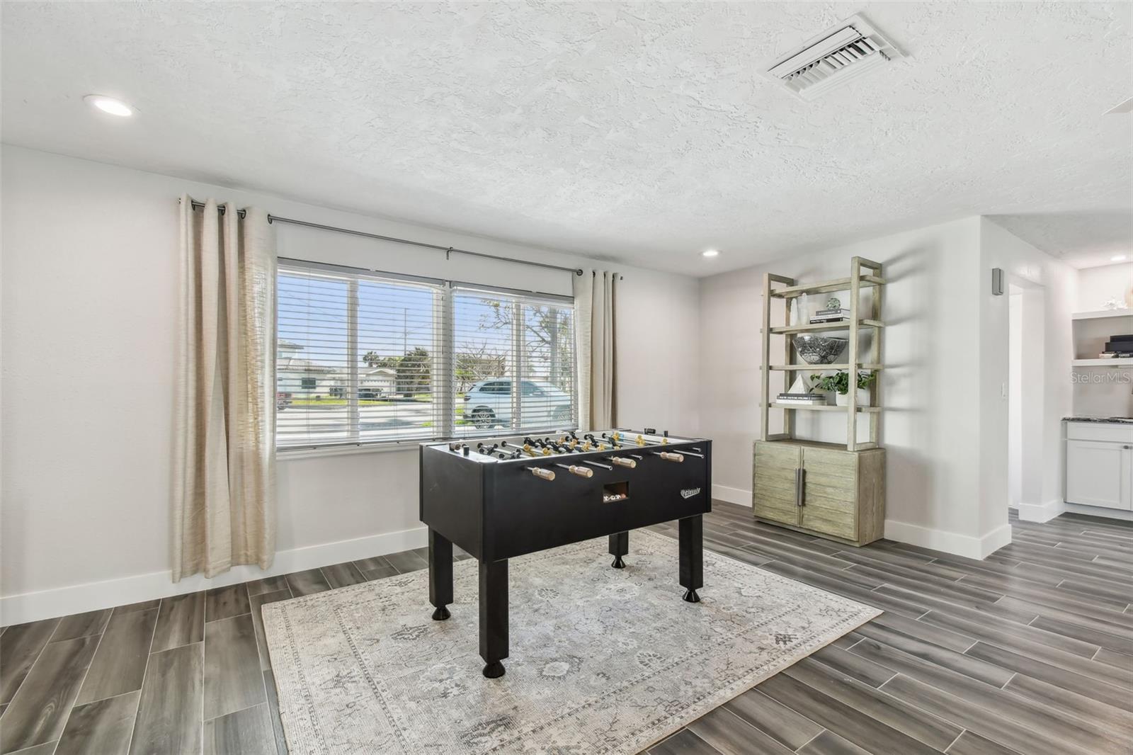 Image 17 of 63 For 1514 Sea Gull Drive S