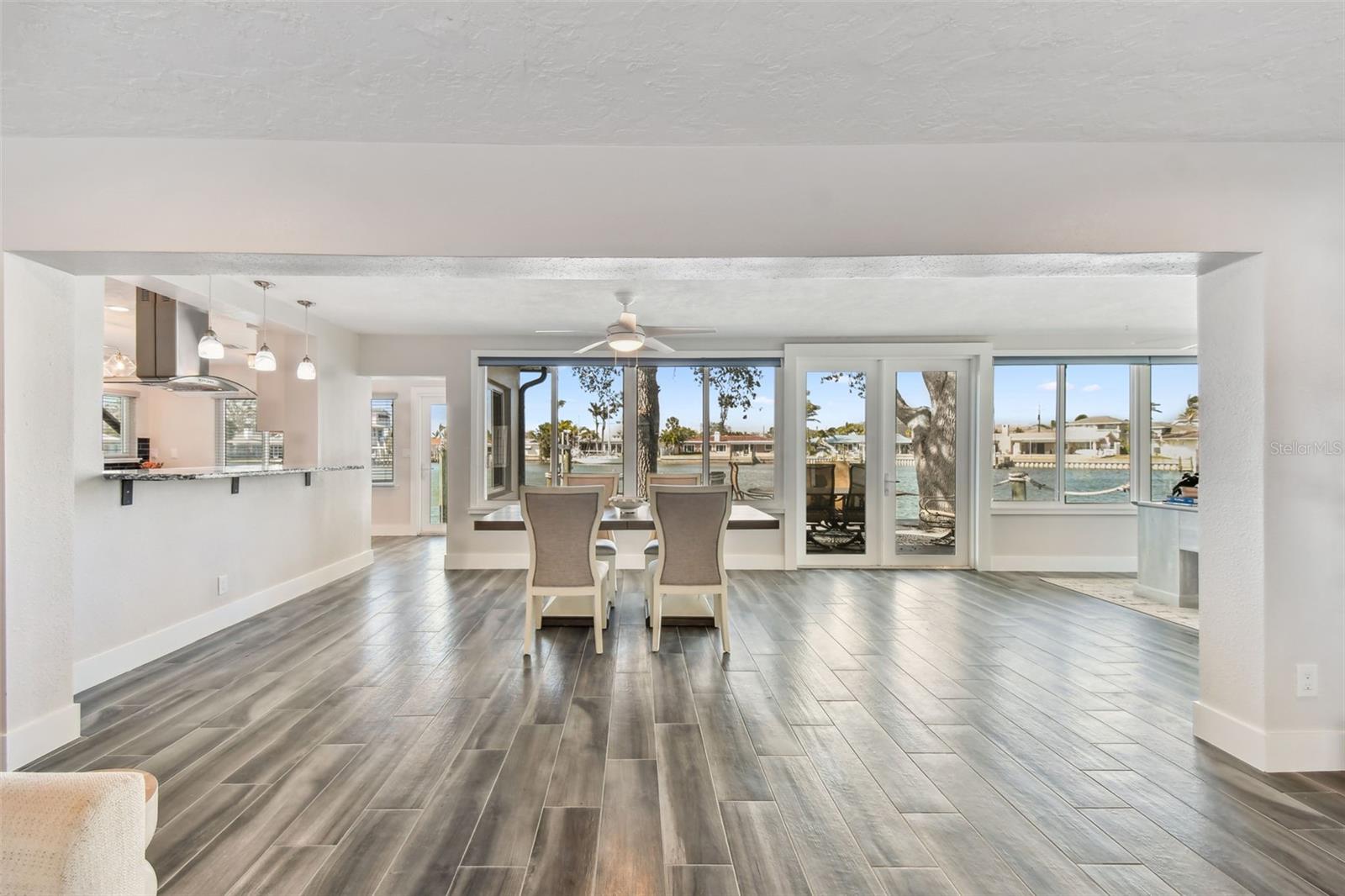 Image 20 of 63 For 1514 Sea Gull Drive S