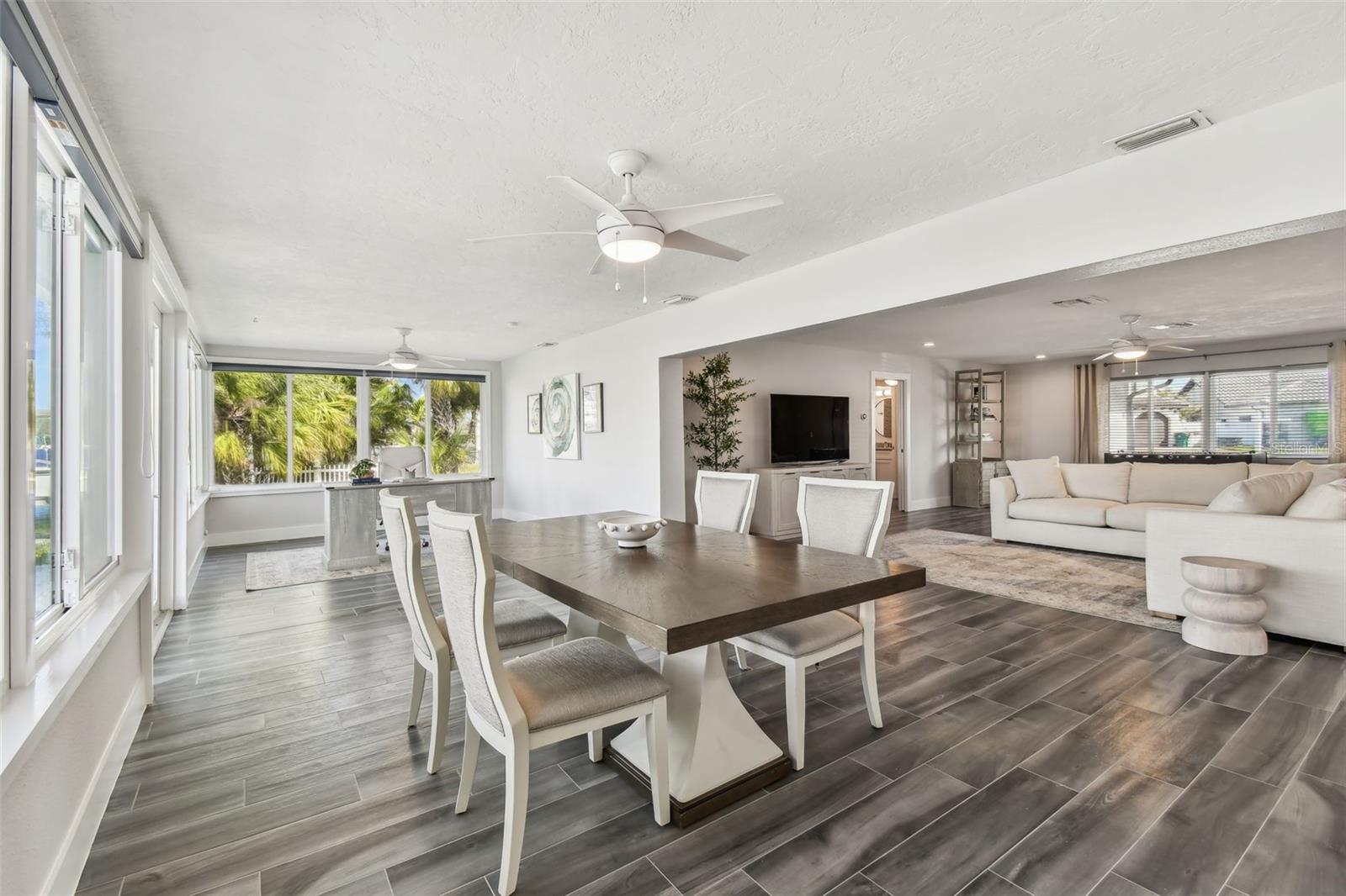 Image 23 of 63 For 1514 Sea Gull Drive S