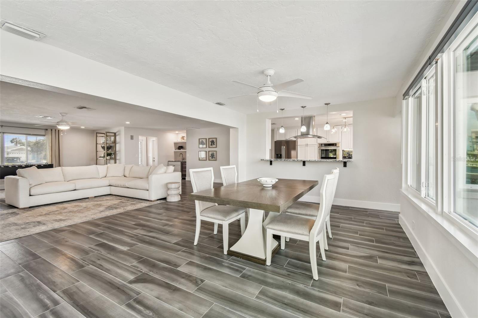 Image 24 of 63 For 1514 Sea Gull Drive S