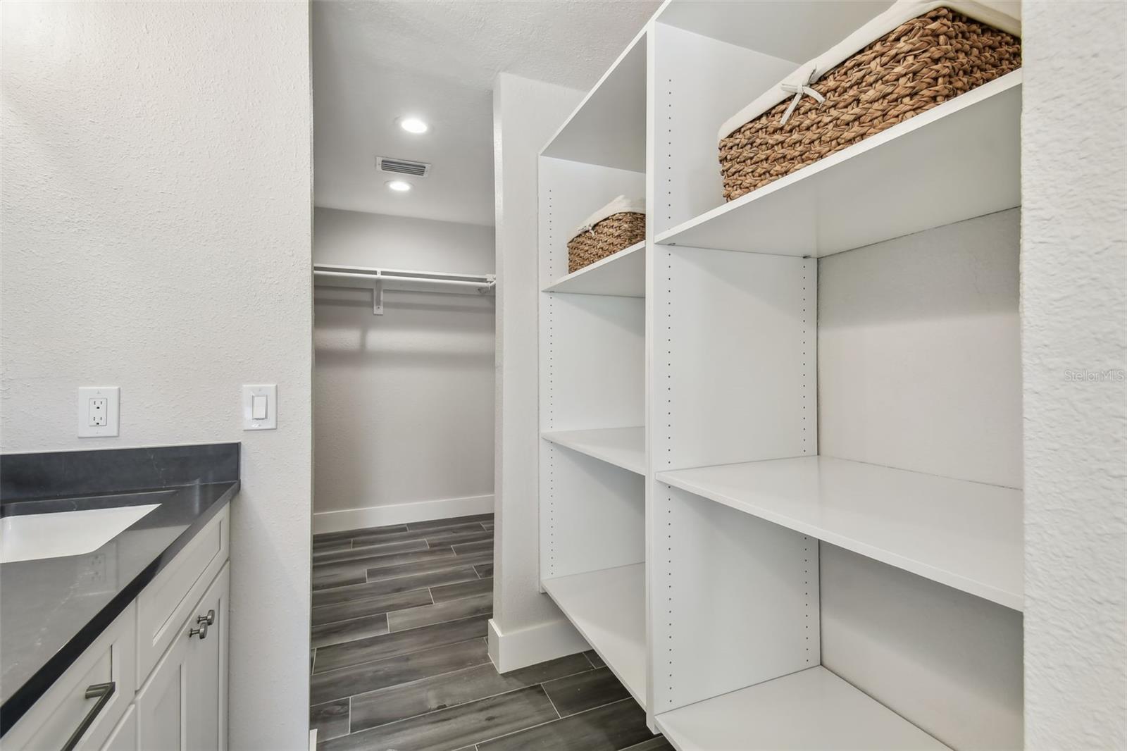 Image 36 of 63 For 1514 Sea Gull Drive S