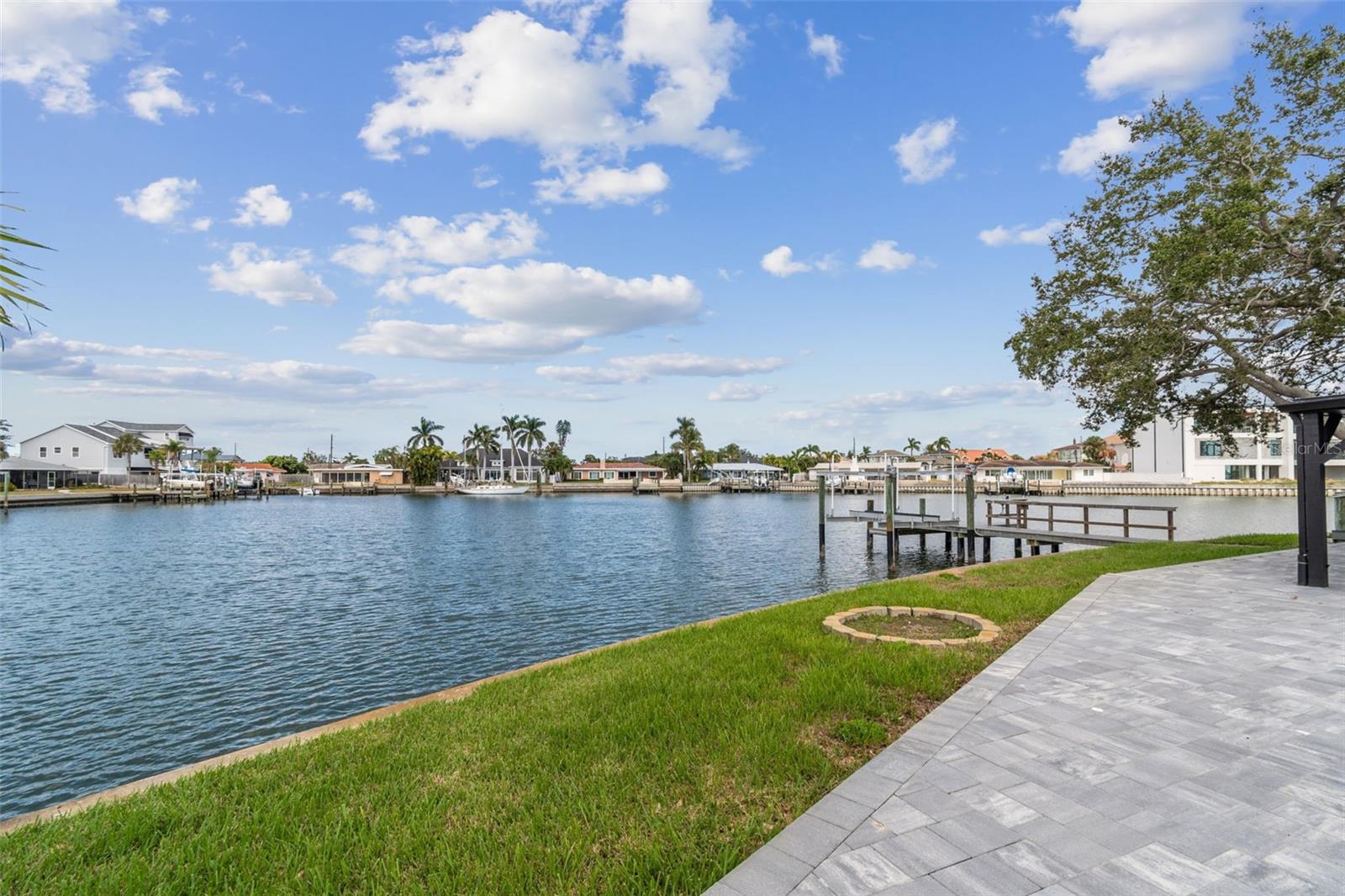 Image 51 of 63 For 1514 Sea Gull Drive S