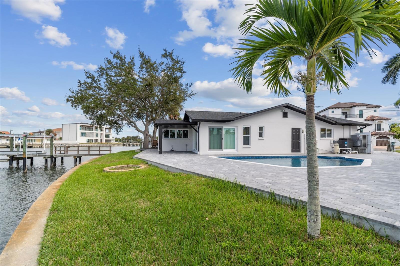 Image 52 of 63 For 1514 Sea Gull Drive S