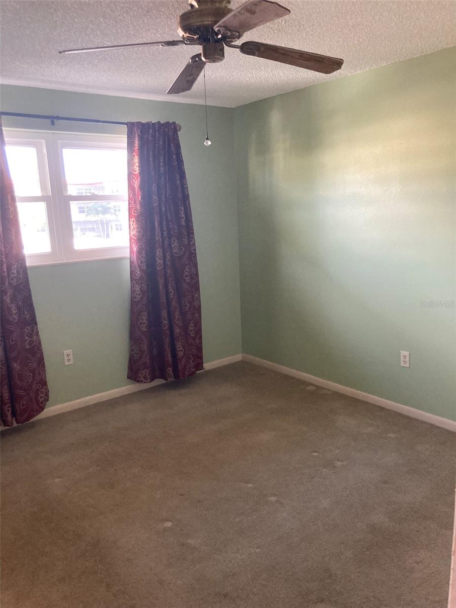 Image 17 of 43 For 5750 80th Street N D206