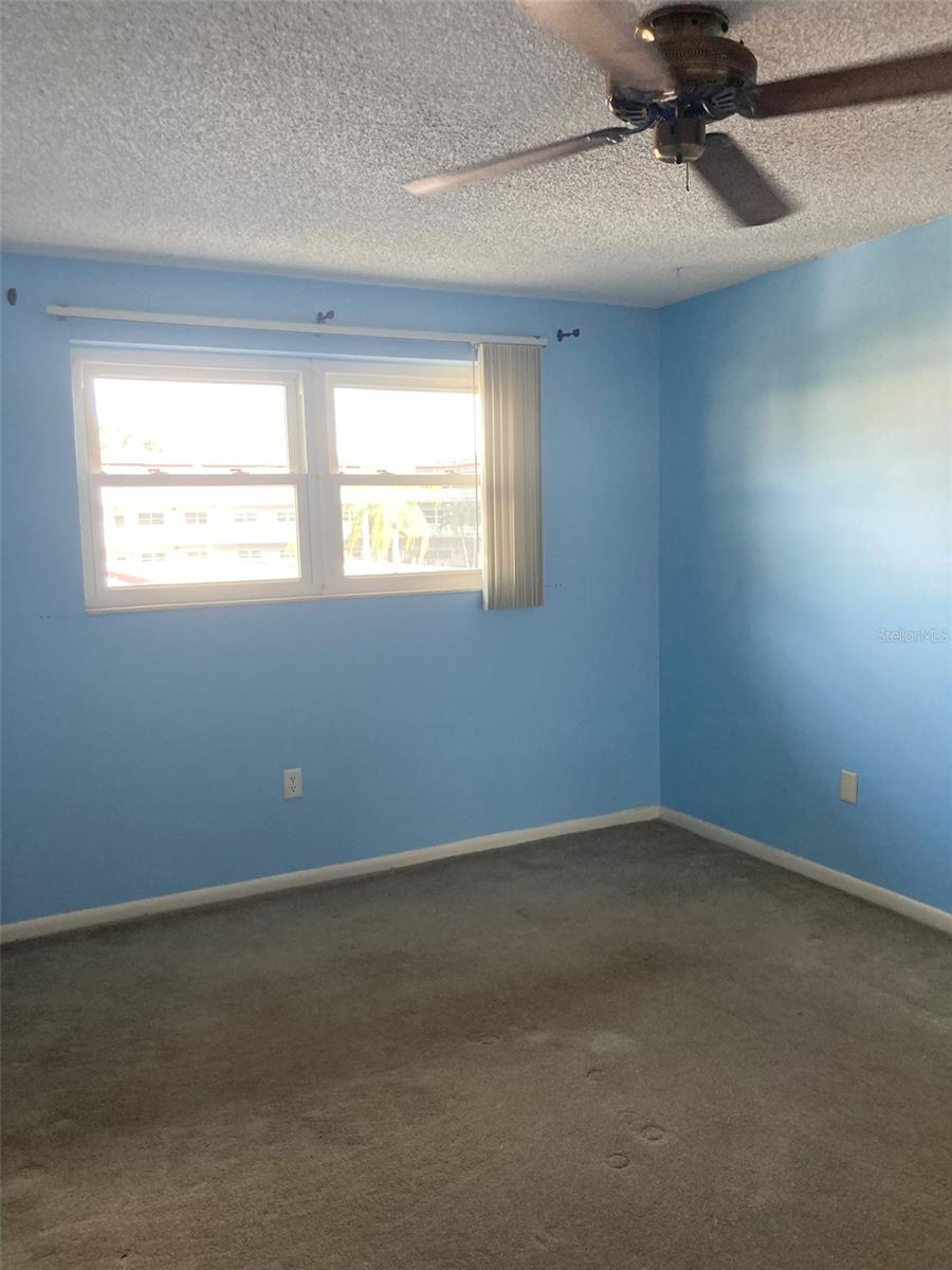 Image 21 of 43 For 5750 80th Street N D206