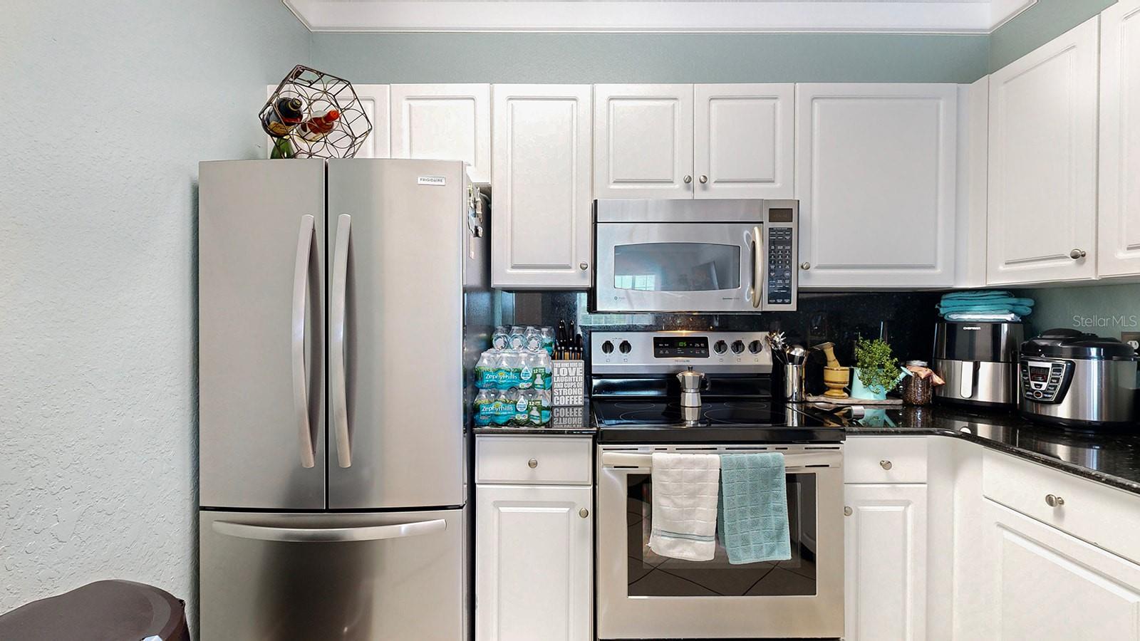 Image 11 of 39 For 4345 Bayside Village Drive 104