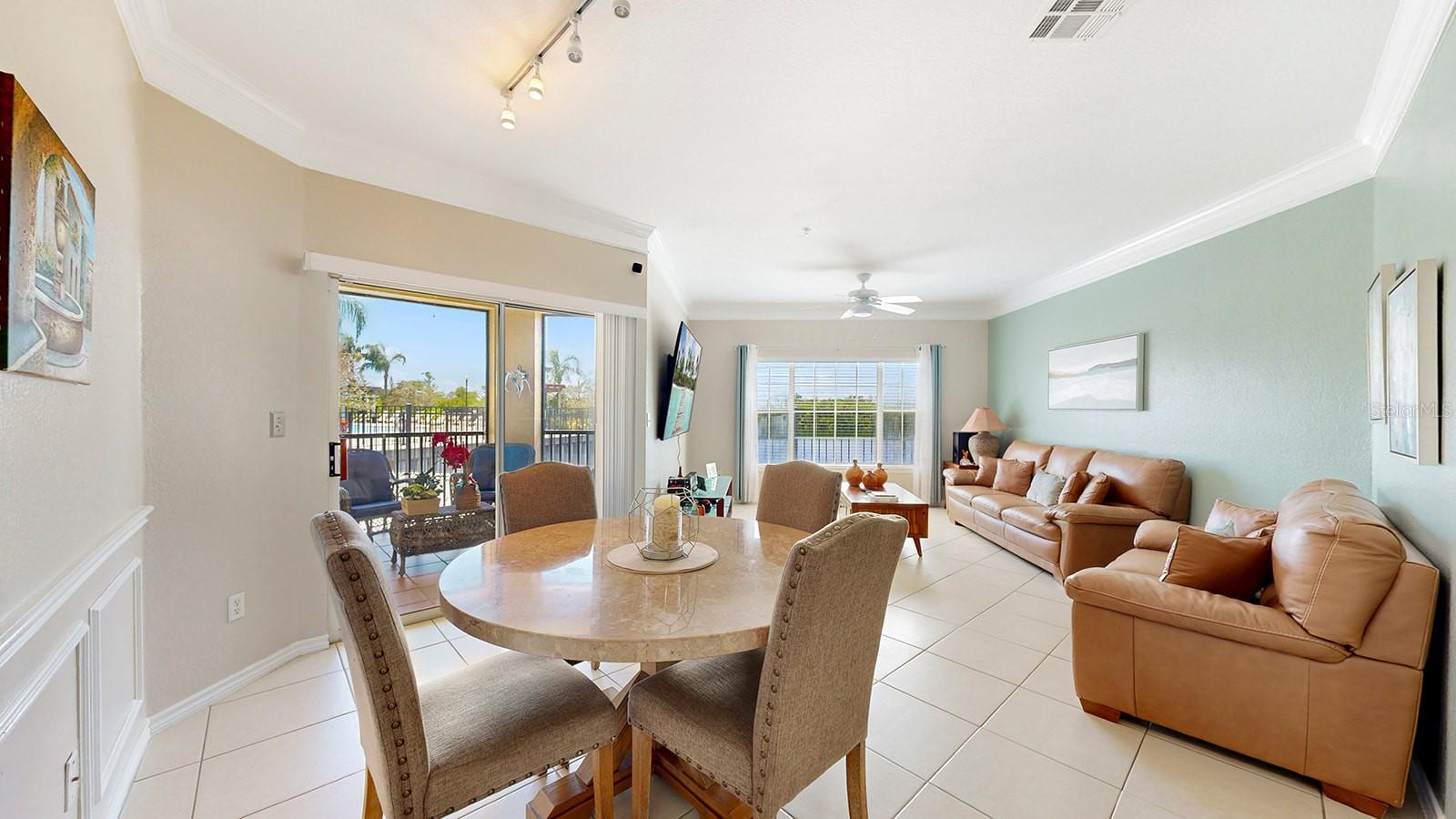 Image 21 of 39 For 4345 Bayside Village Drive 104