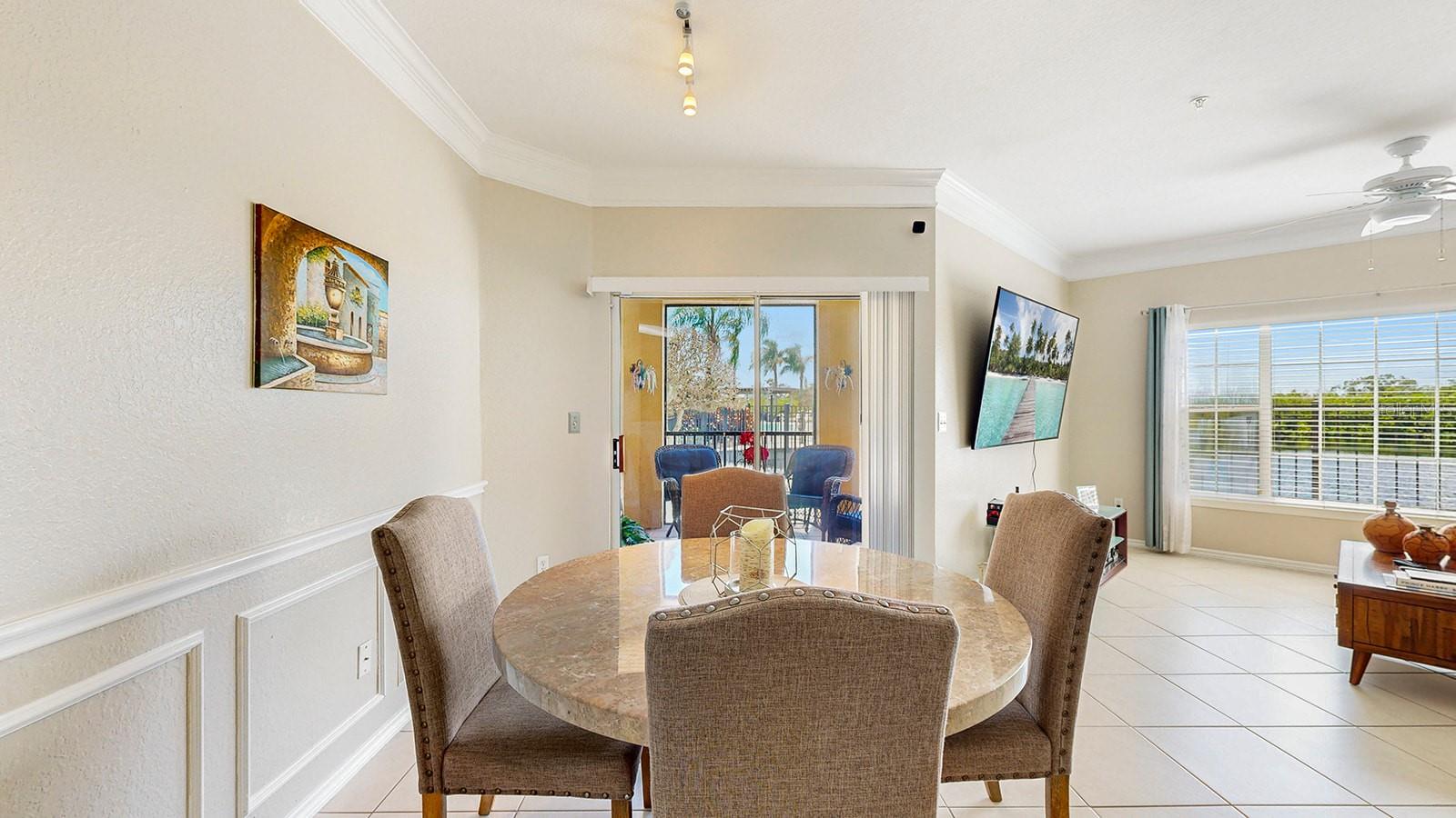 Image 22 of 39 For 4345 Bayside Village Drive 104