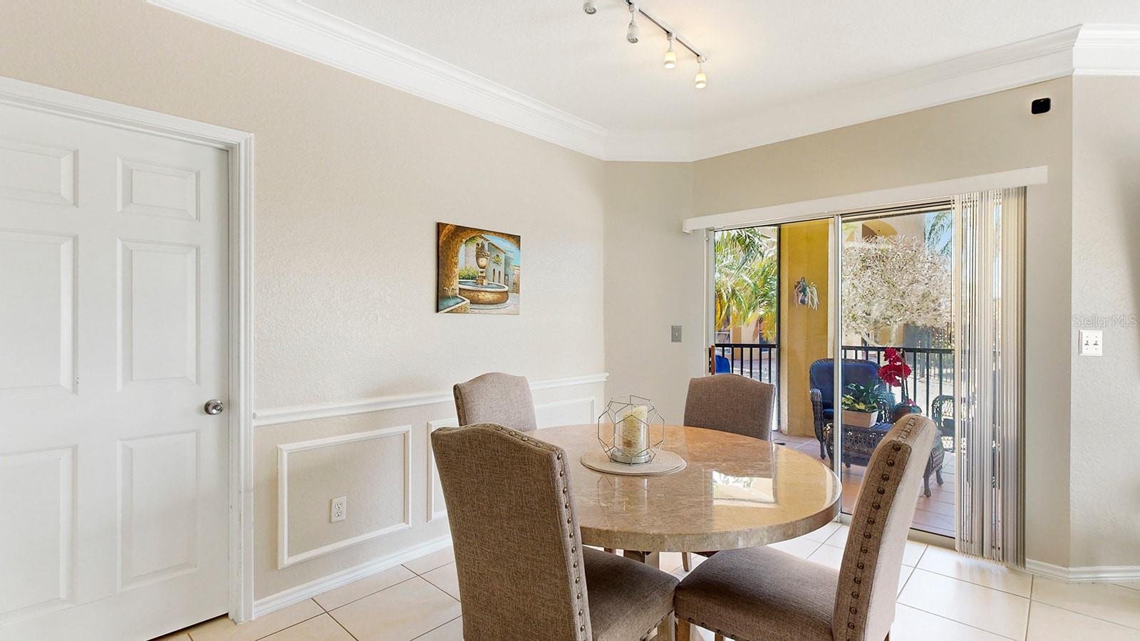 Image 23 of 39 For 4345 Bayside Village Drive 104