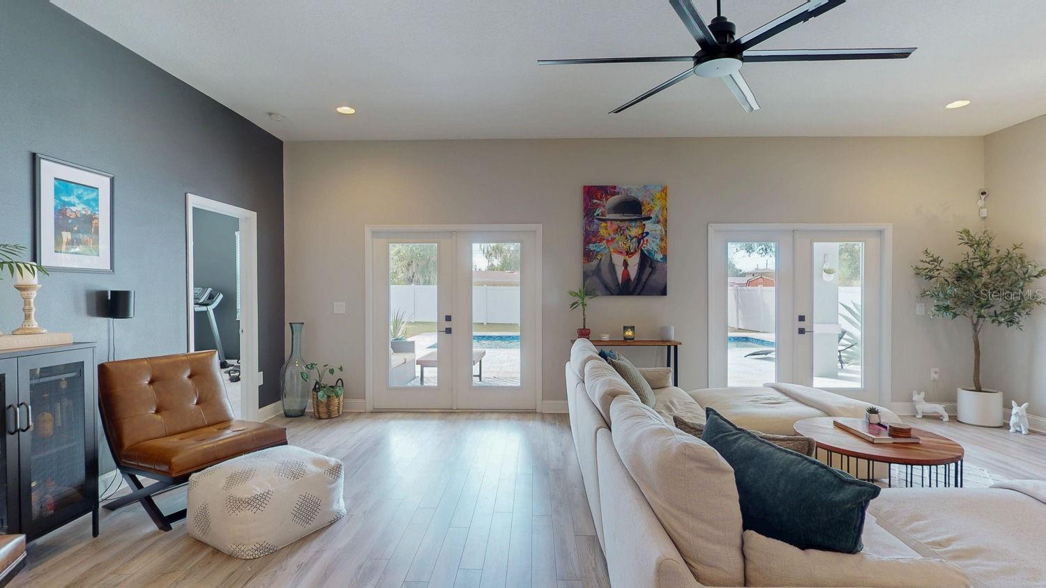 Image 14 of 54 For 1824 Bonita Way S