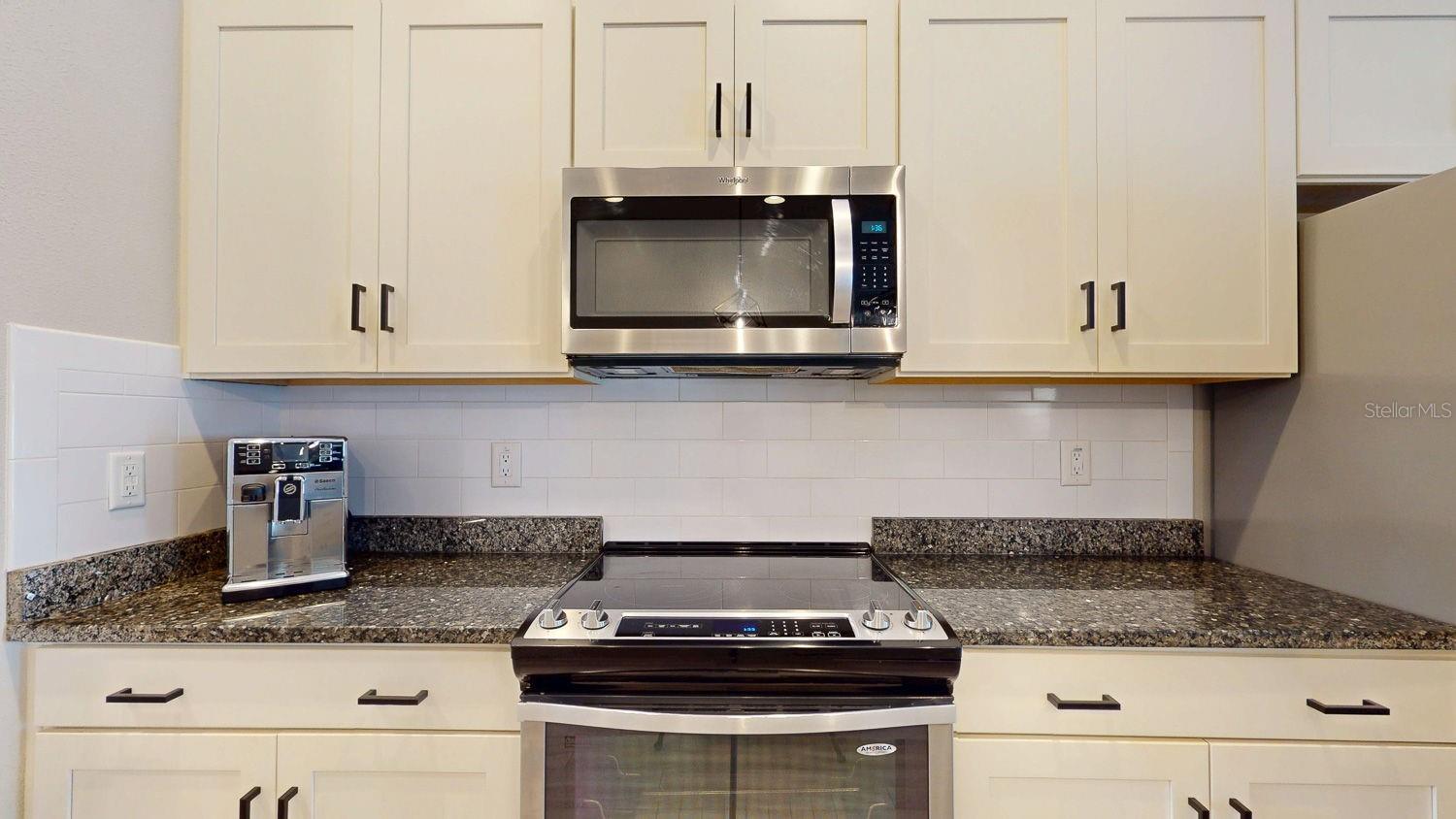 Image 18 of 54 For 1824 Bonita Way S